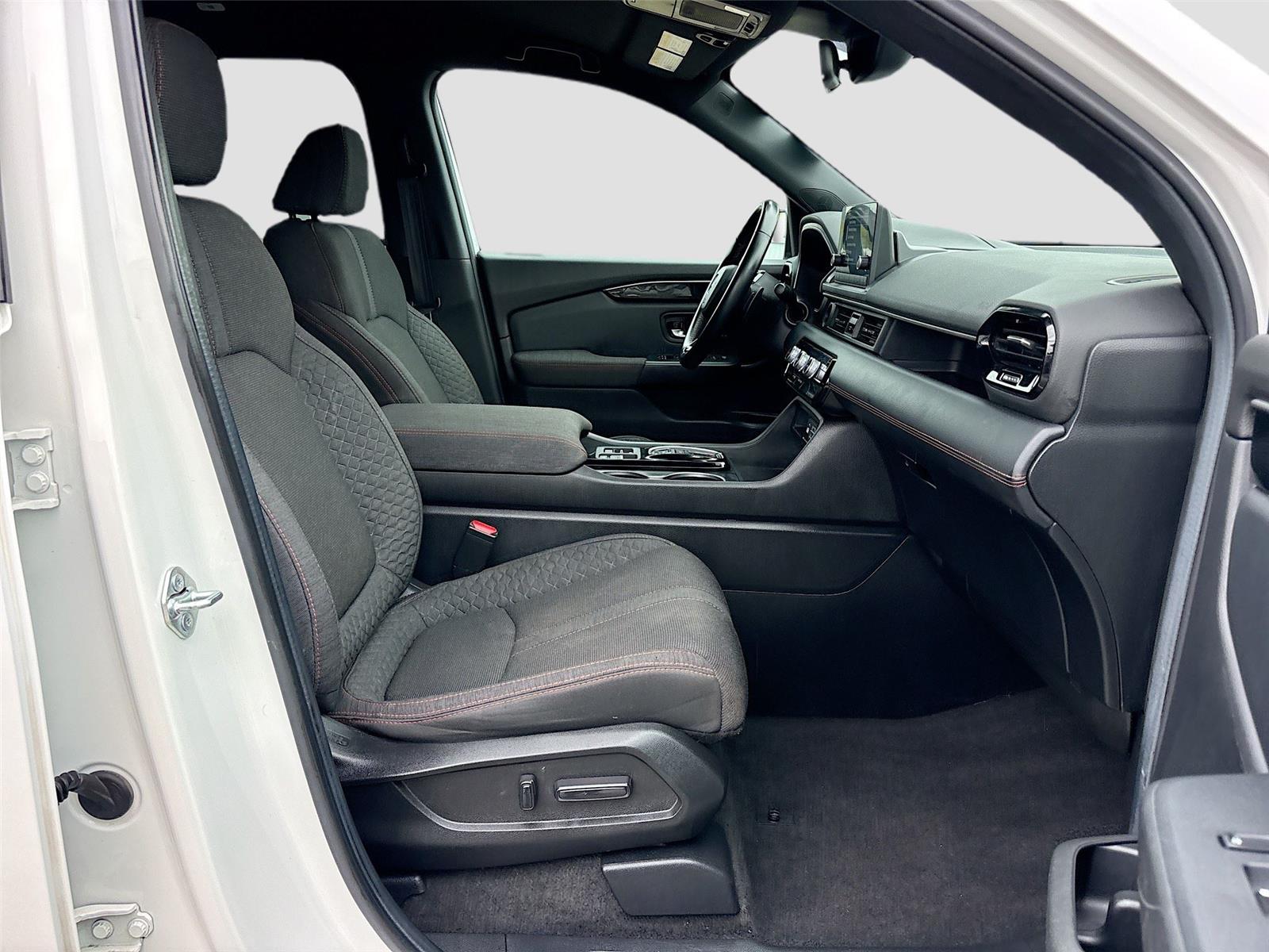 2025 Honda Pilot Sport
