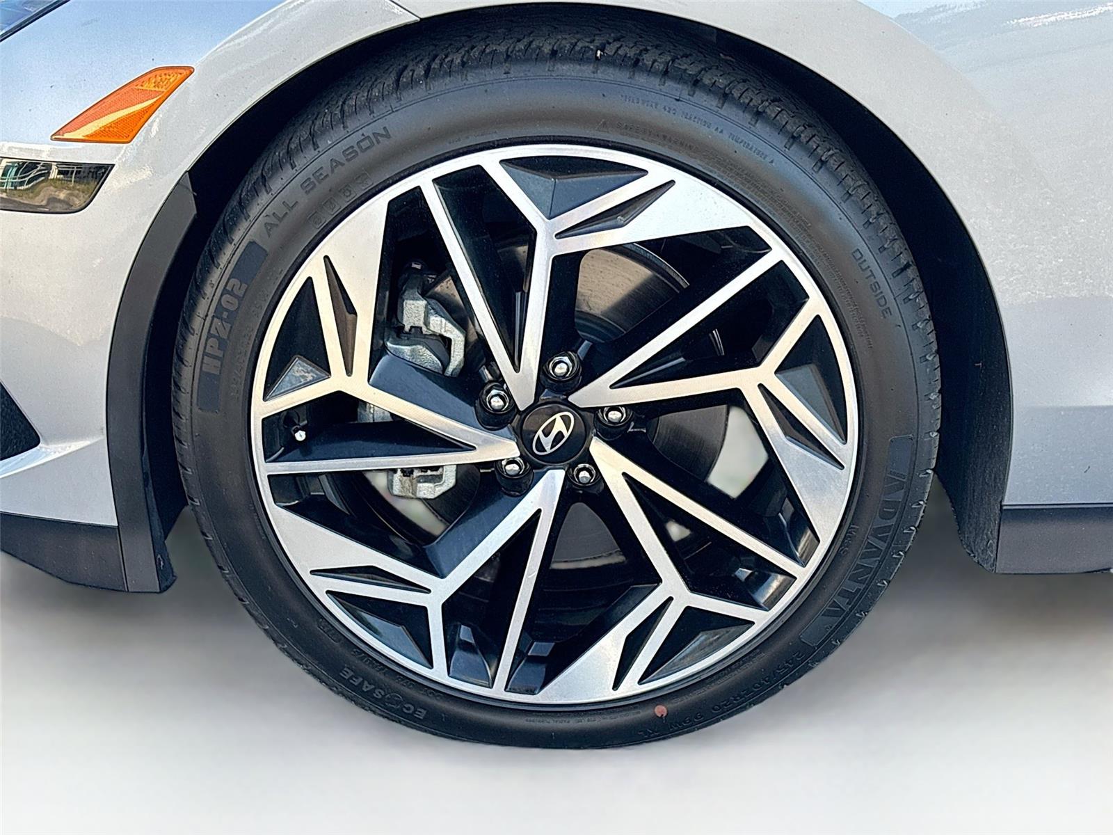 2023 Hyundai IONIQ 6 SEL