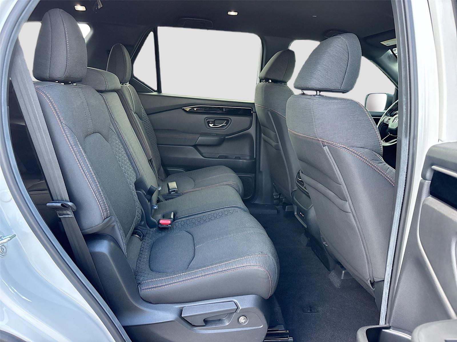 2025 Honda Pilot Sport
