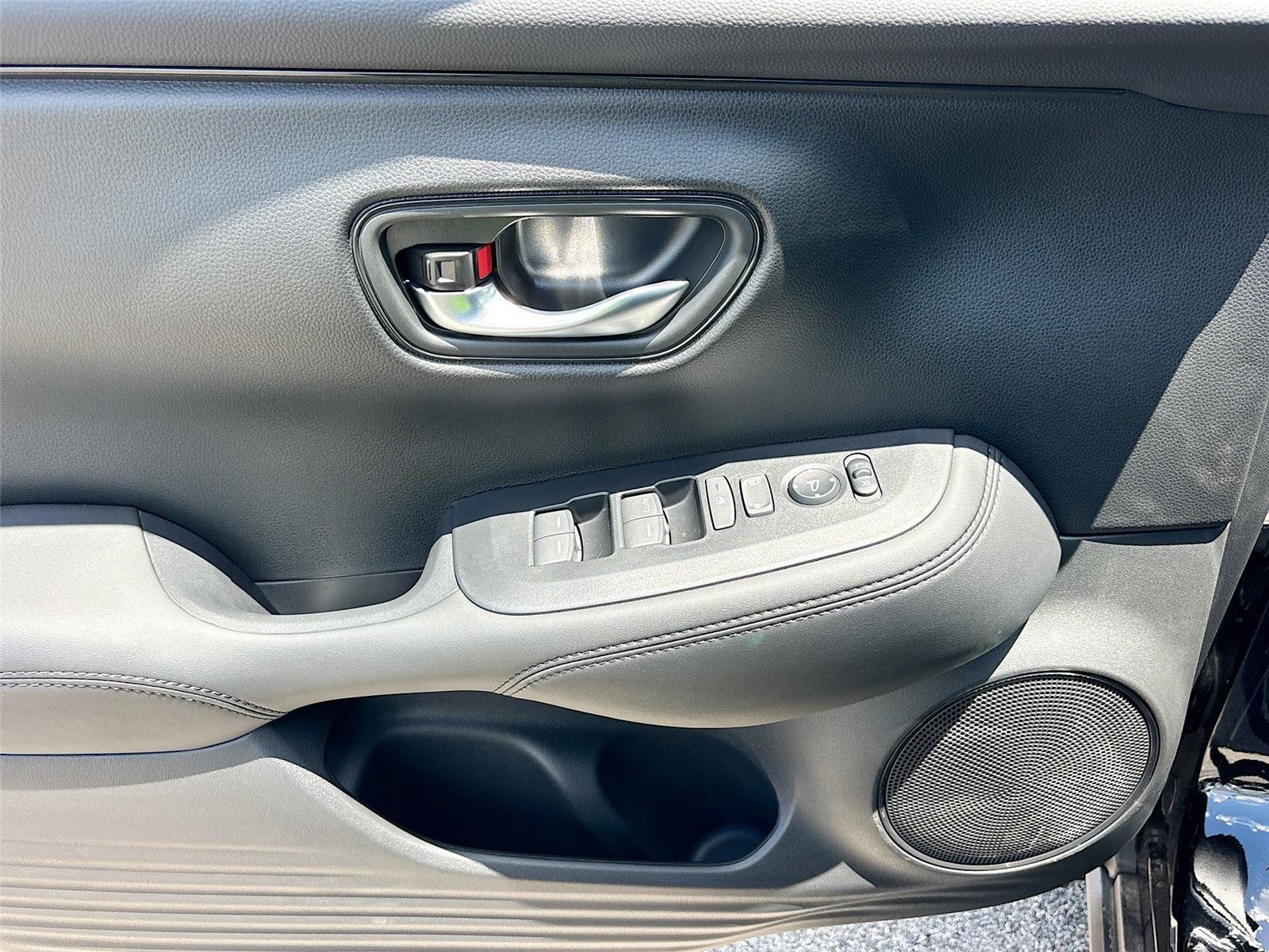 2026 Honda HR-V LX