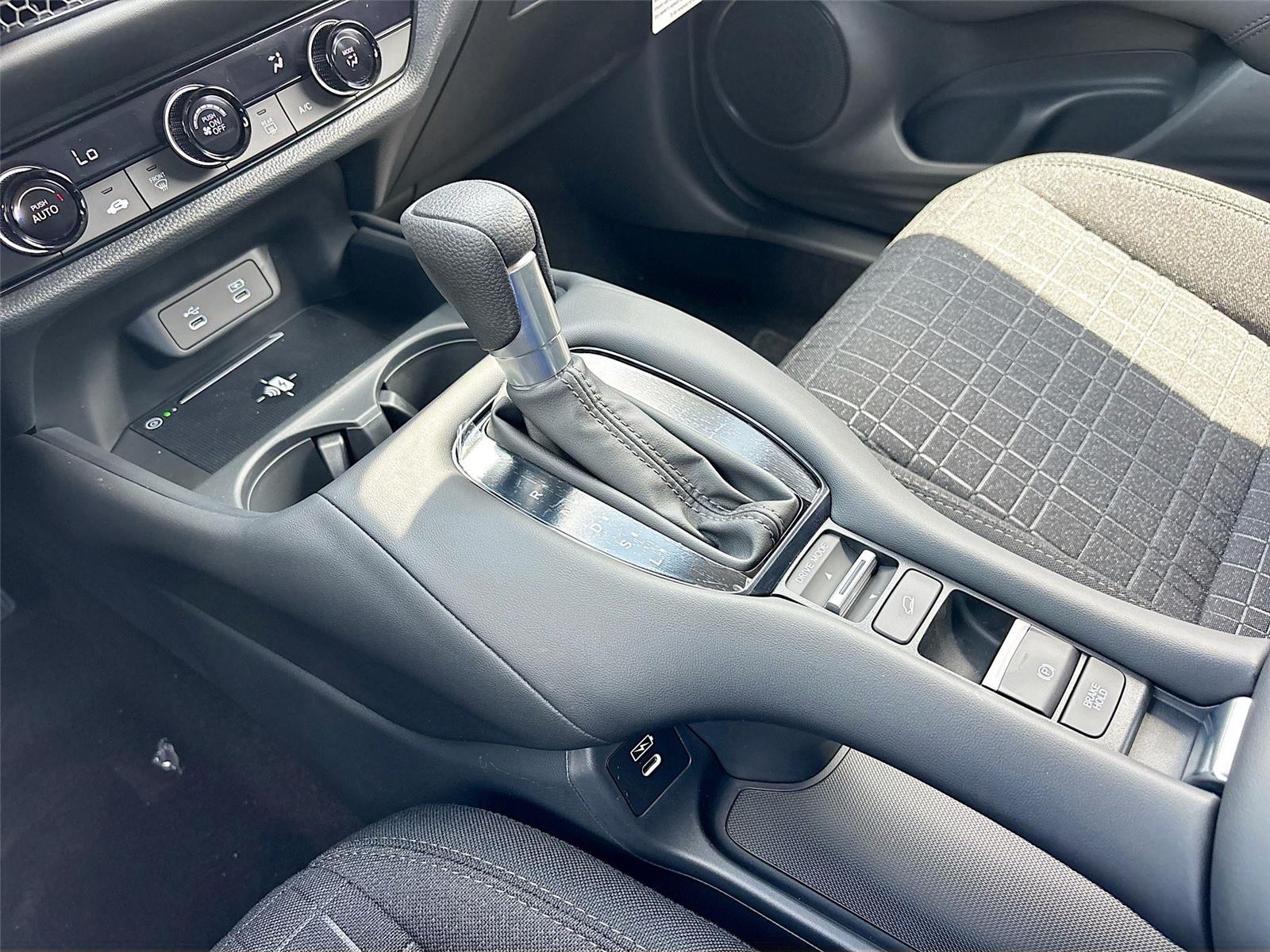 2026 Honda HR-V LX