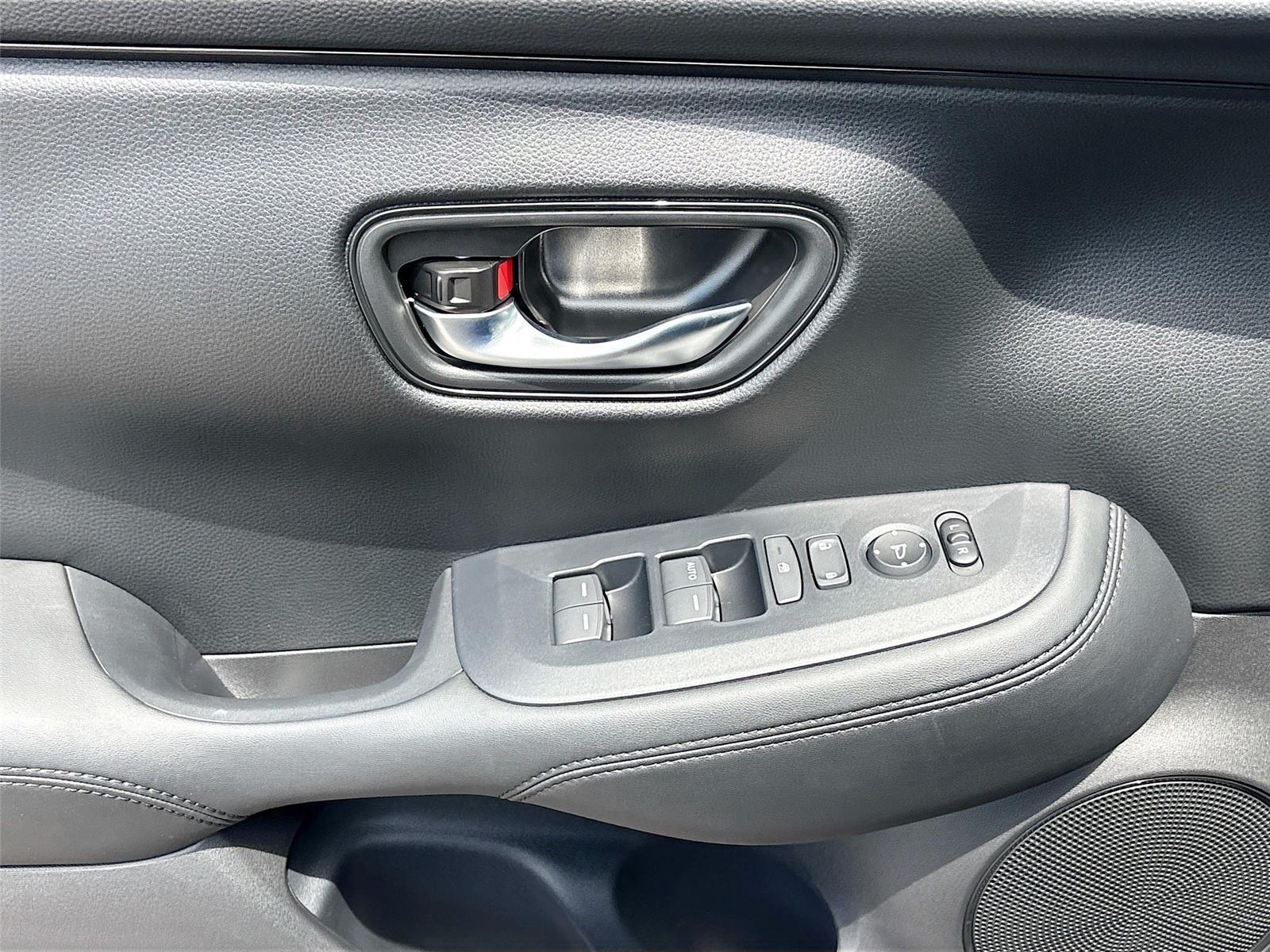 2026 Honda HR-V LX