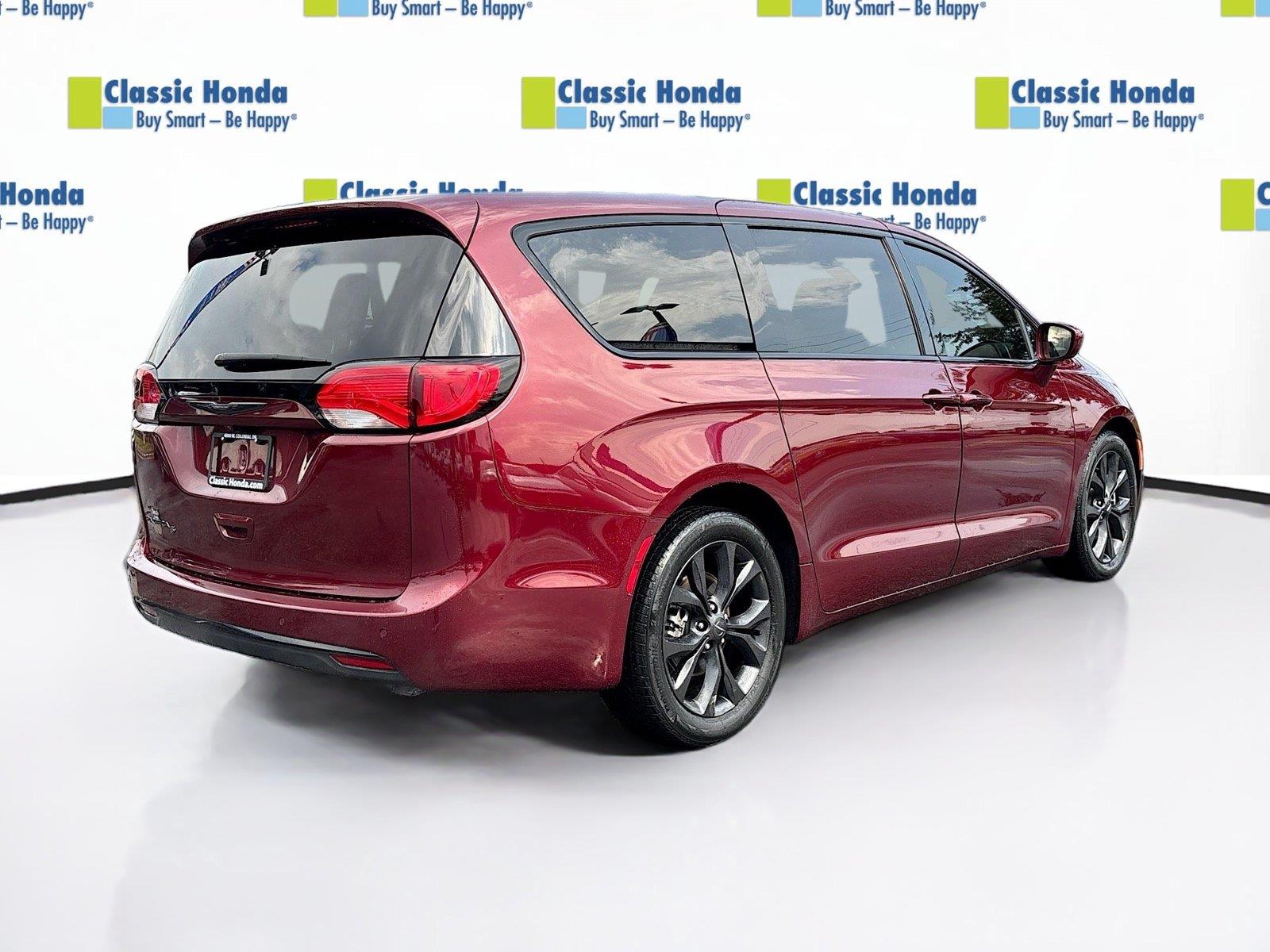 2019 Chrysler Pacifica Touring Plus