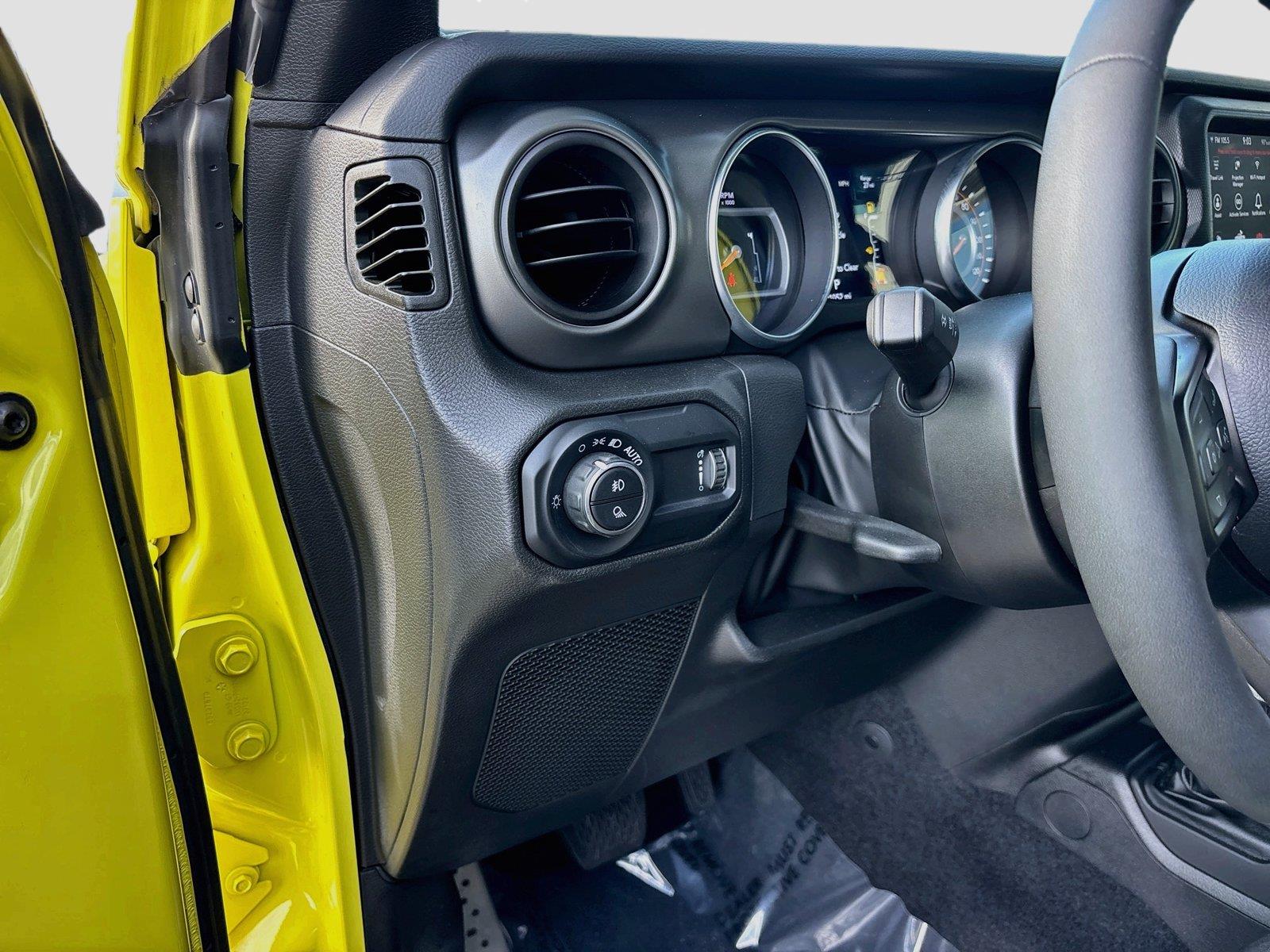 2023 Jeep Gladiator Willys