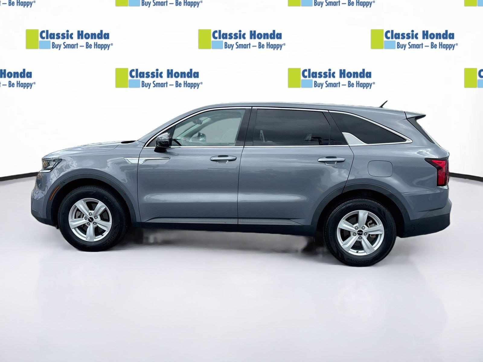 2023 Kia Sorento LX