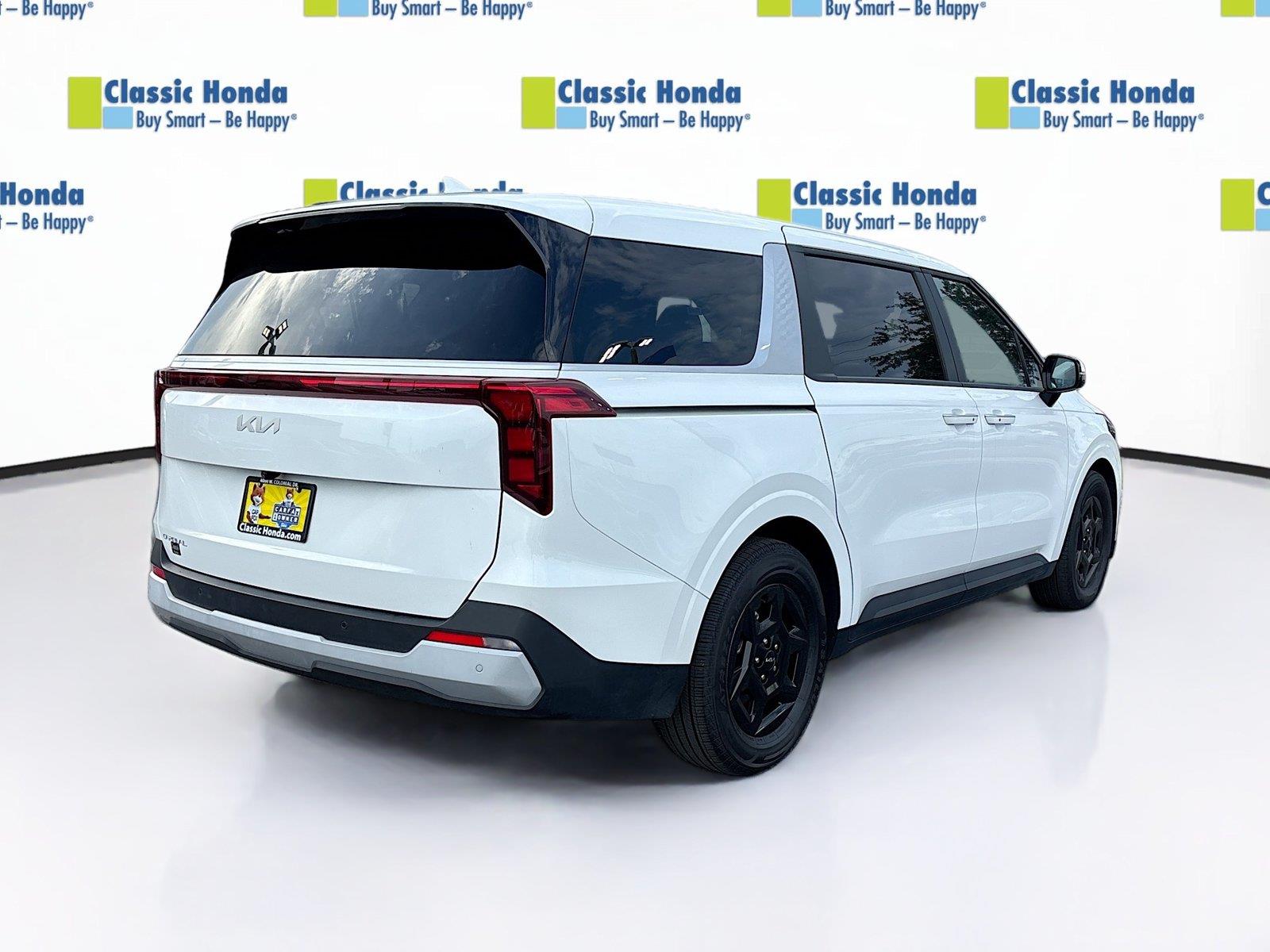 2025 Kia Carnival LXS