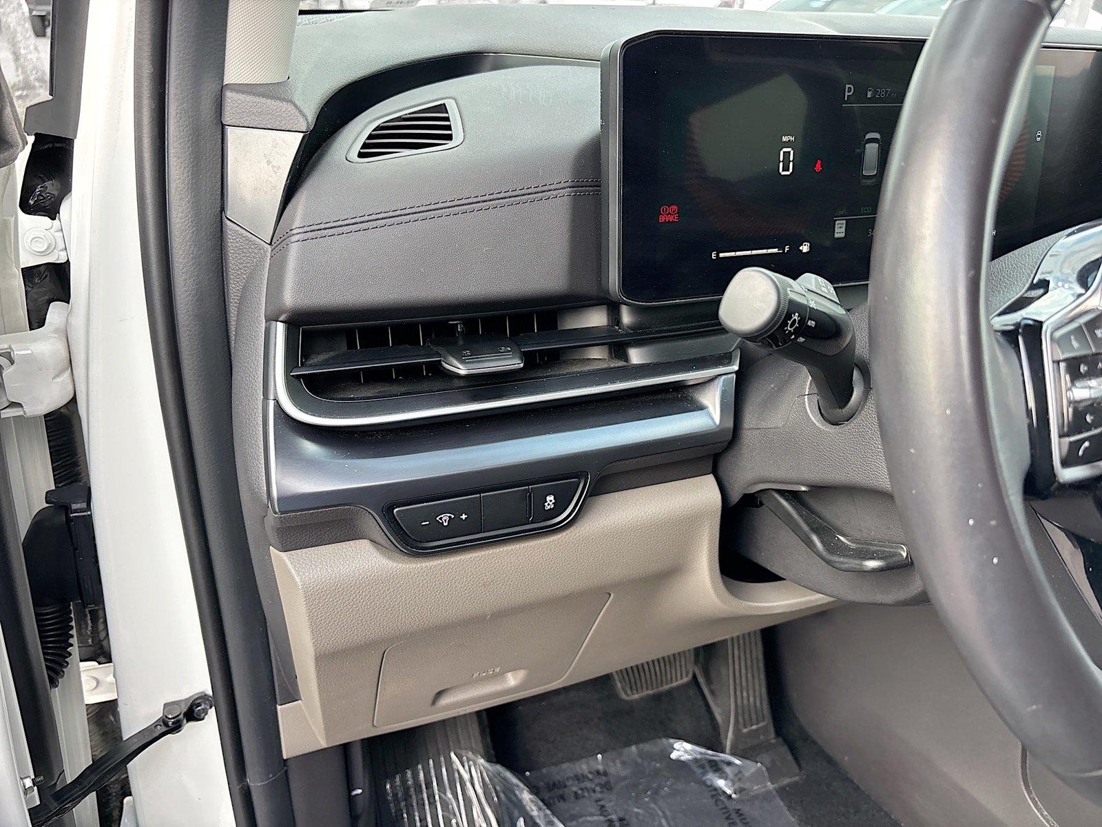 2025 Kia Carnival LXS