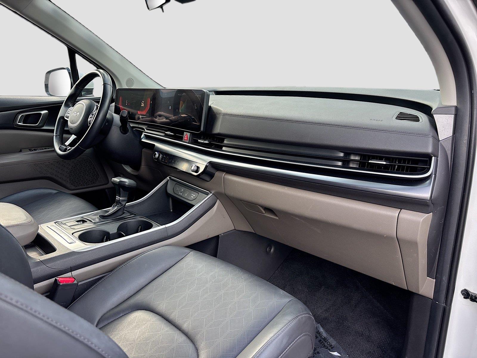 2025 Kia Carnival LXS