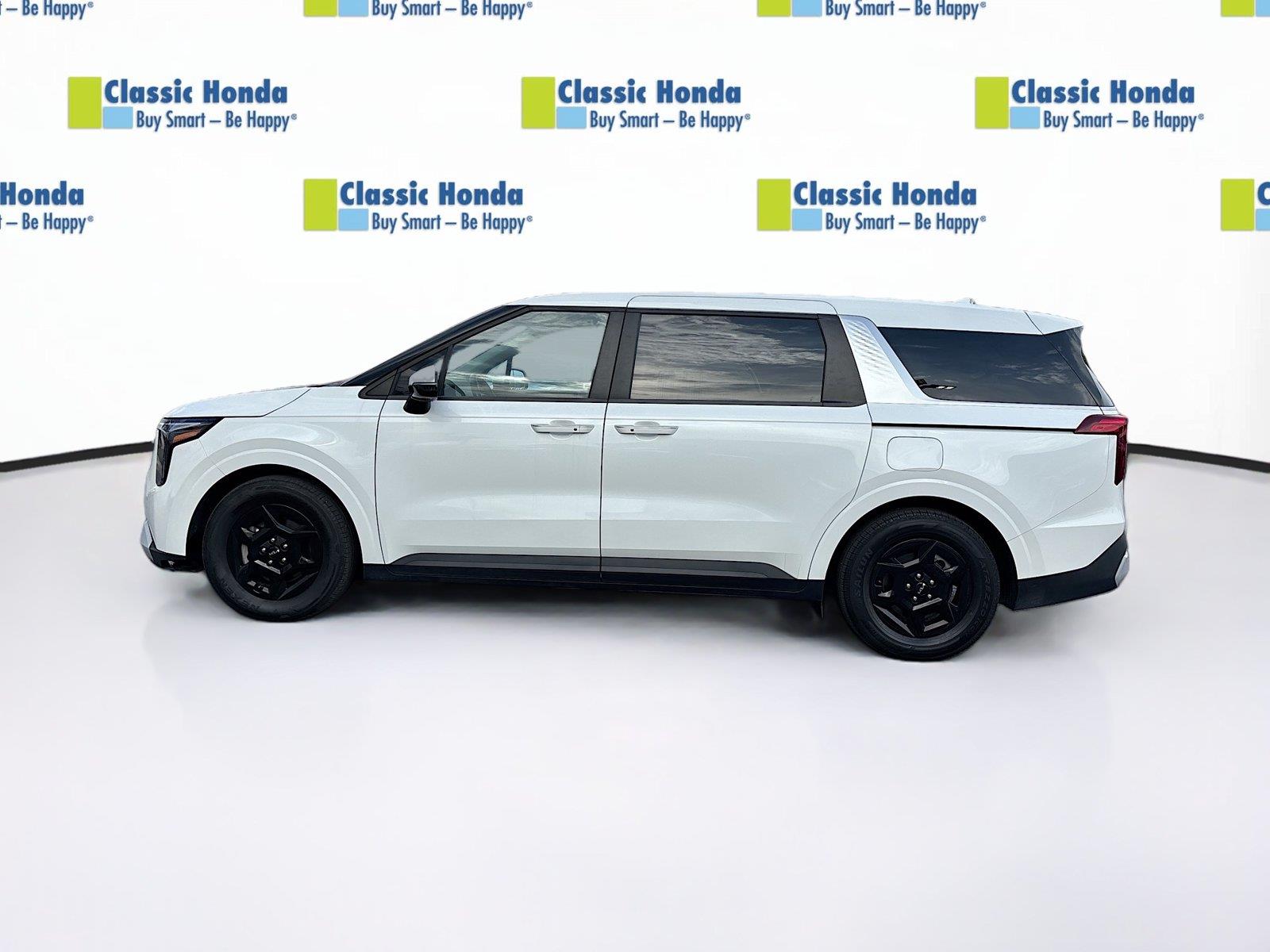2025 Kia Carnival LXS