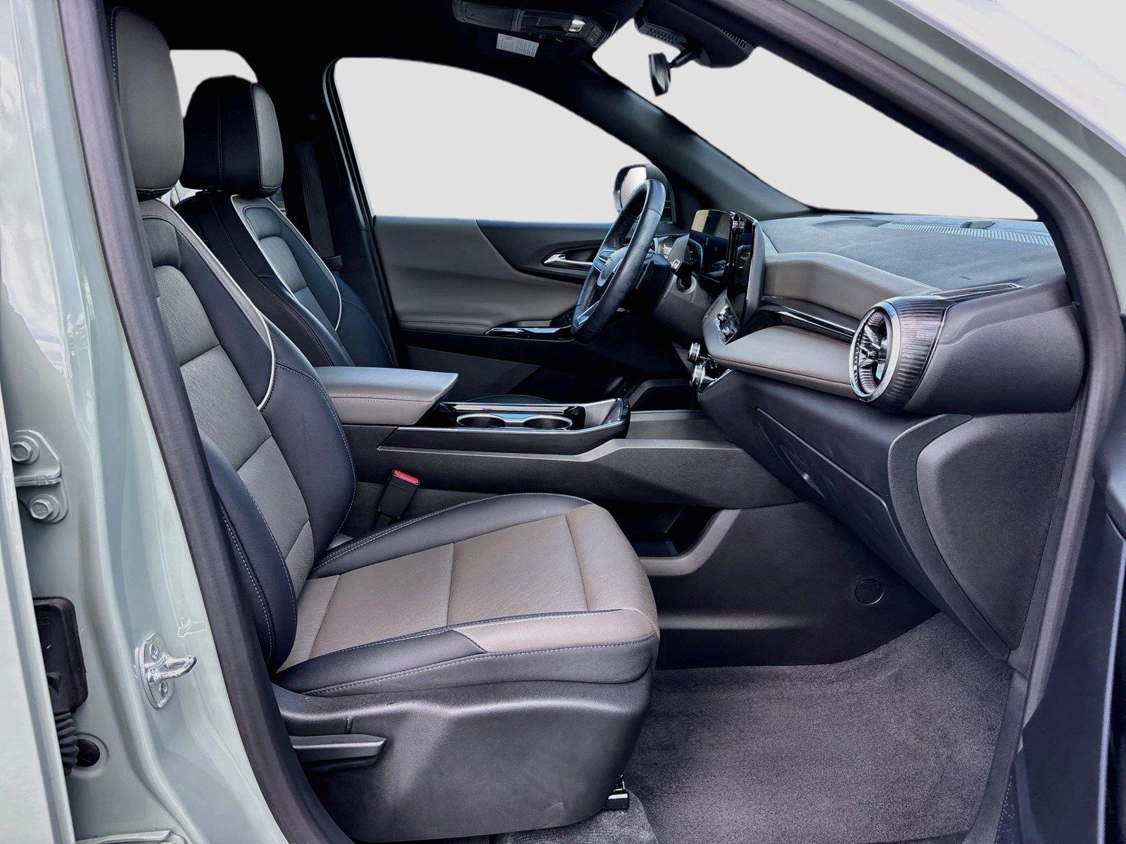 2025 Chevrolet Equinox AWD LT