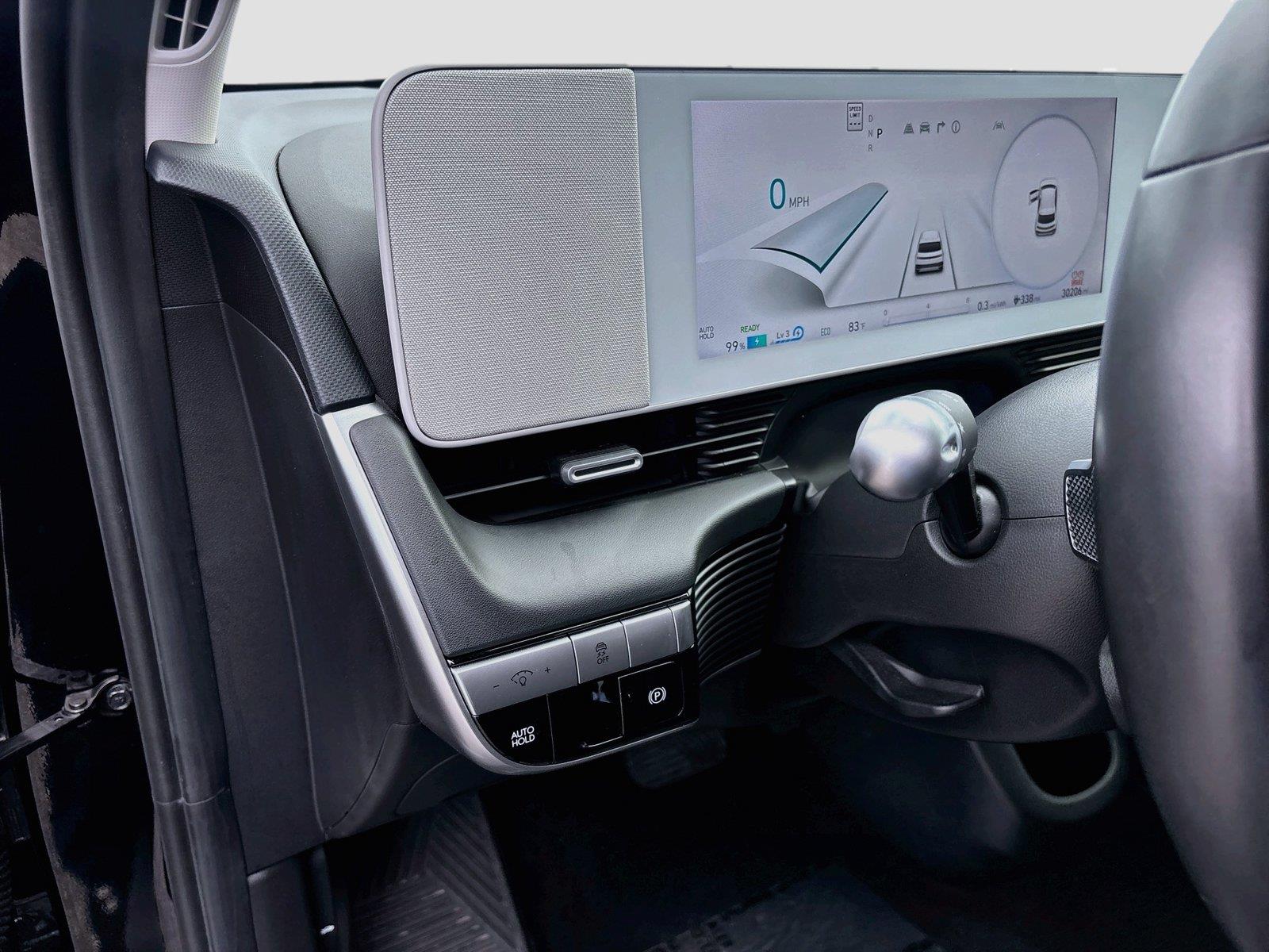2024 Hyundai IONIQ 5 SE
