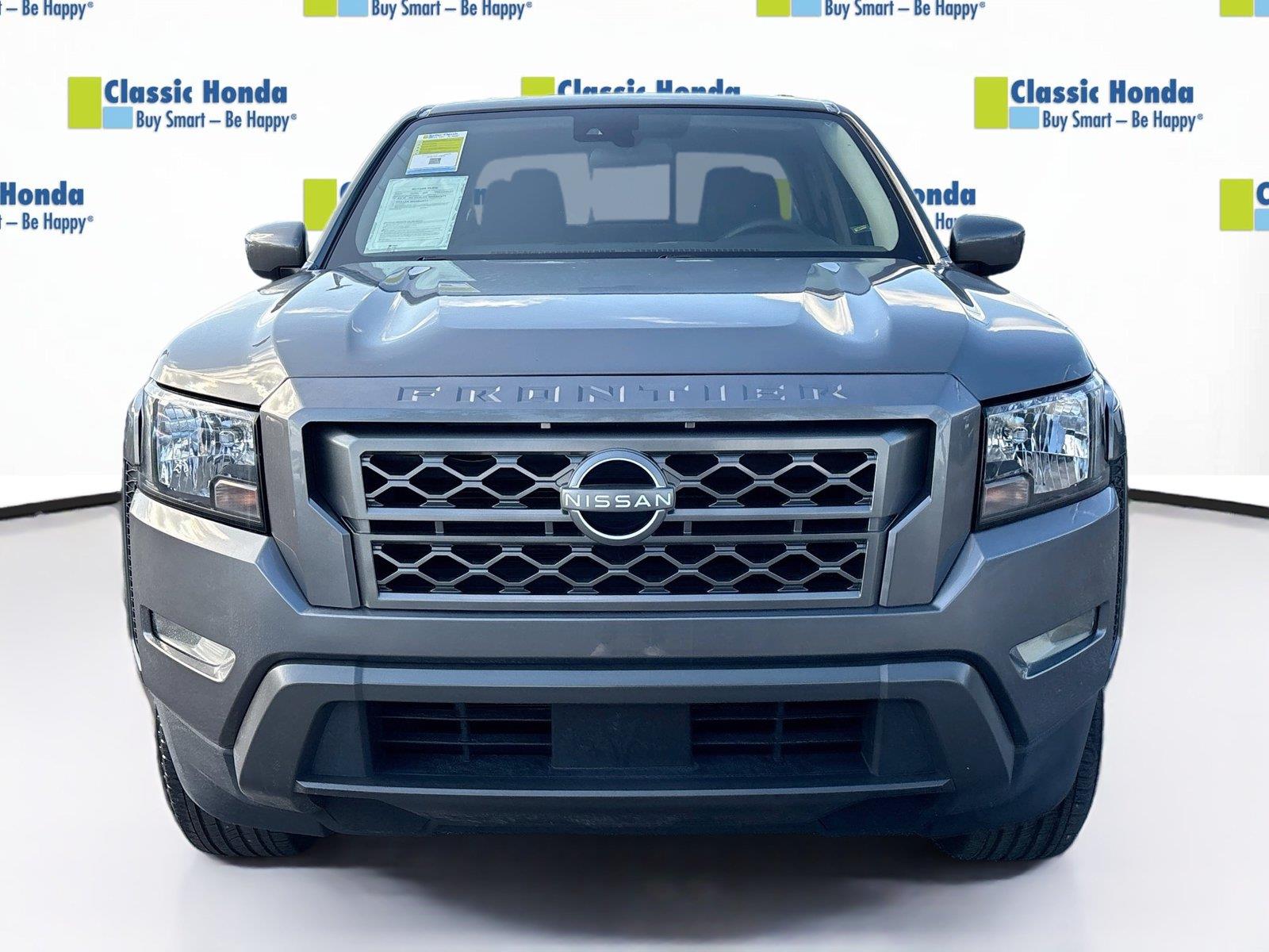 2023 Nissan Frontier SV