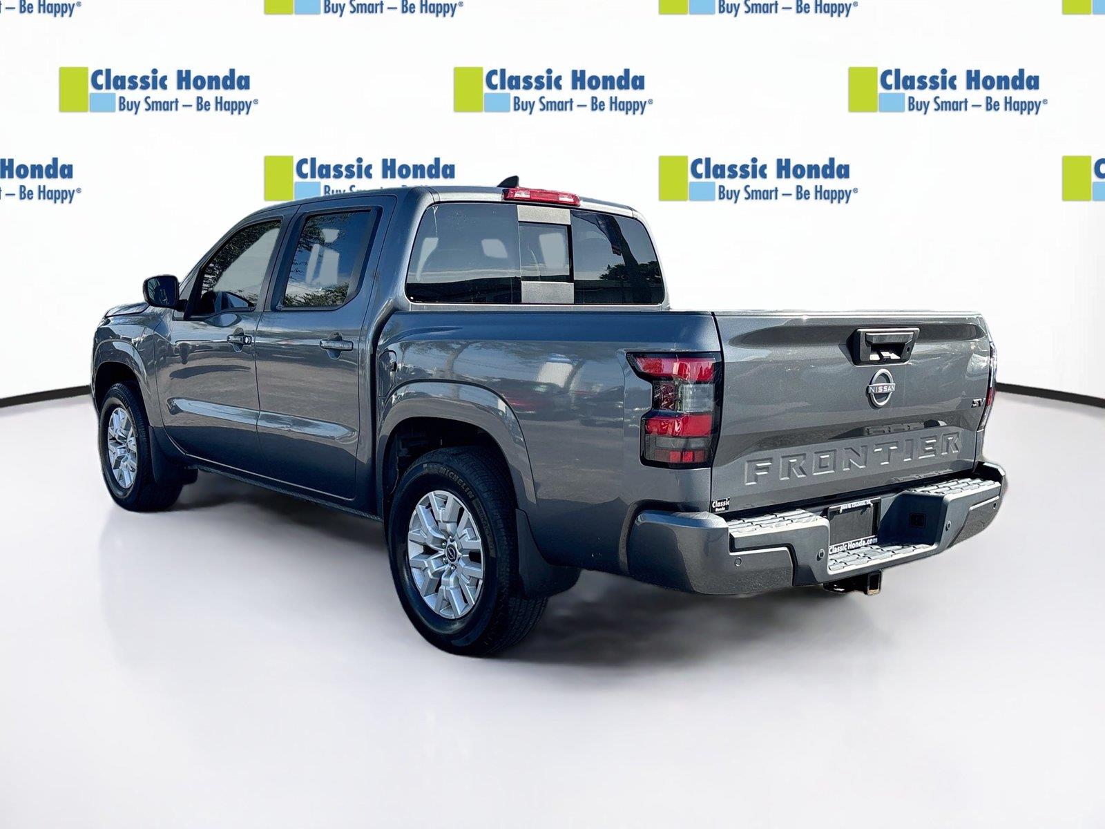2023 Nissan Frontier SV