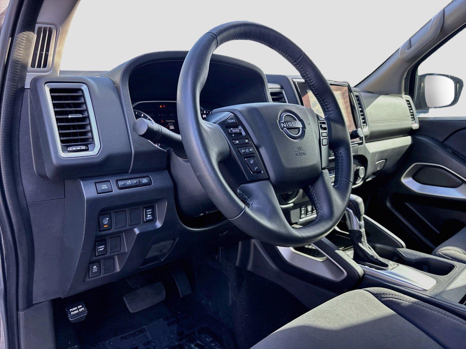 2023 Nissan Frontier SV