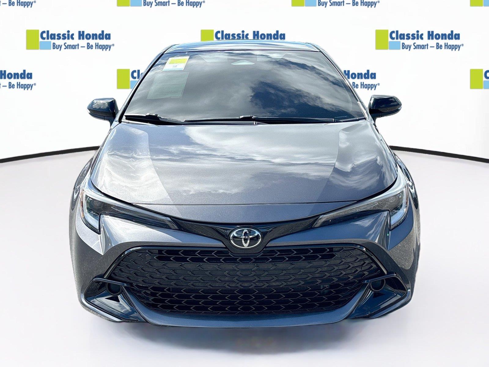 2023 Toyota Corolla Hatchback SE