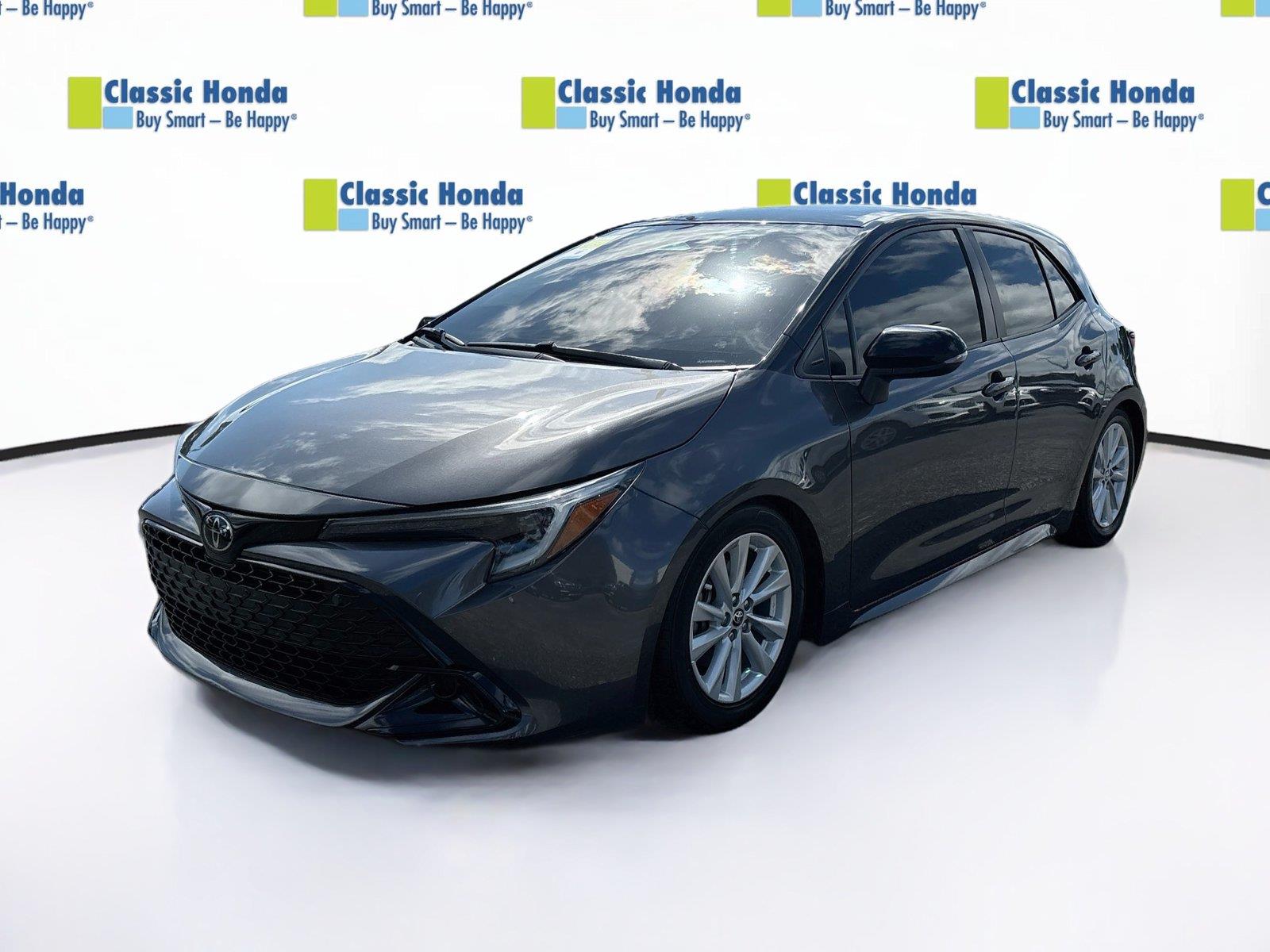 2023 Toyota Corolla Hatchback SE