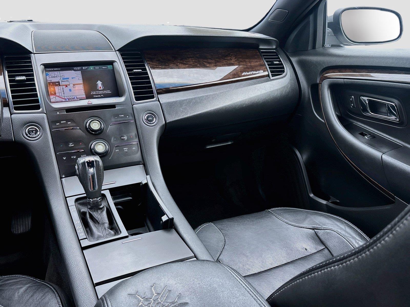 2014 Ford Taurus Limited