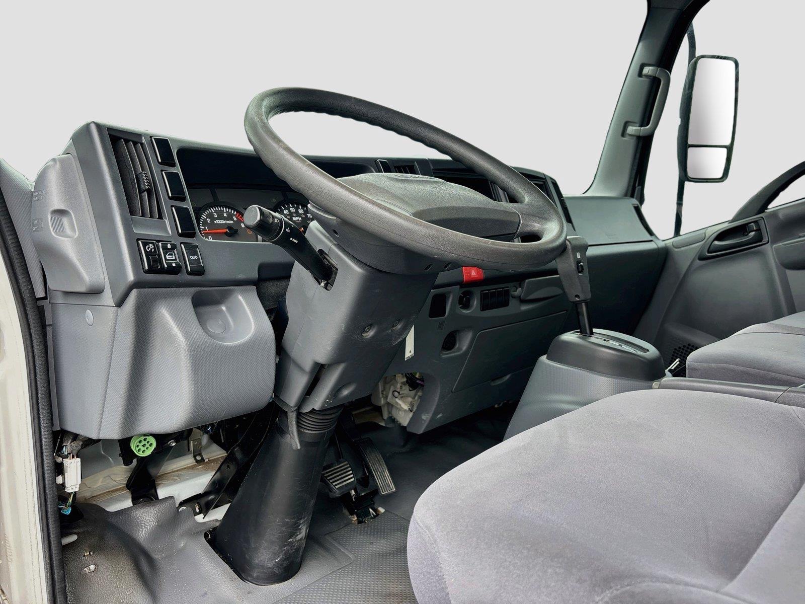 2022 ISUZU TRUCKS NRR