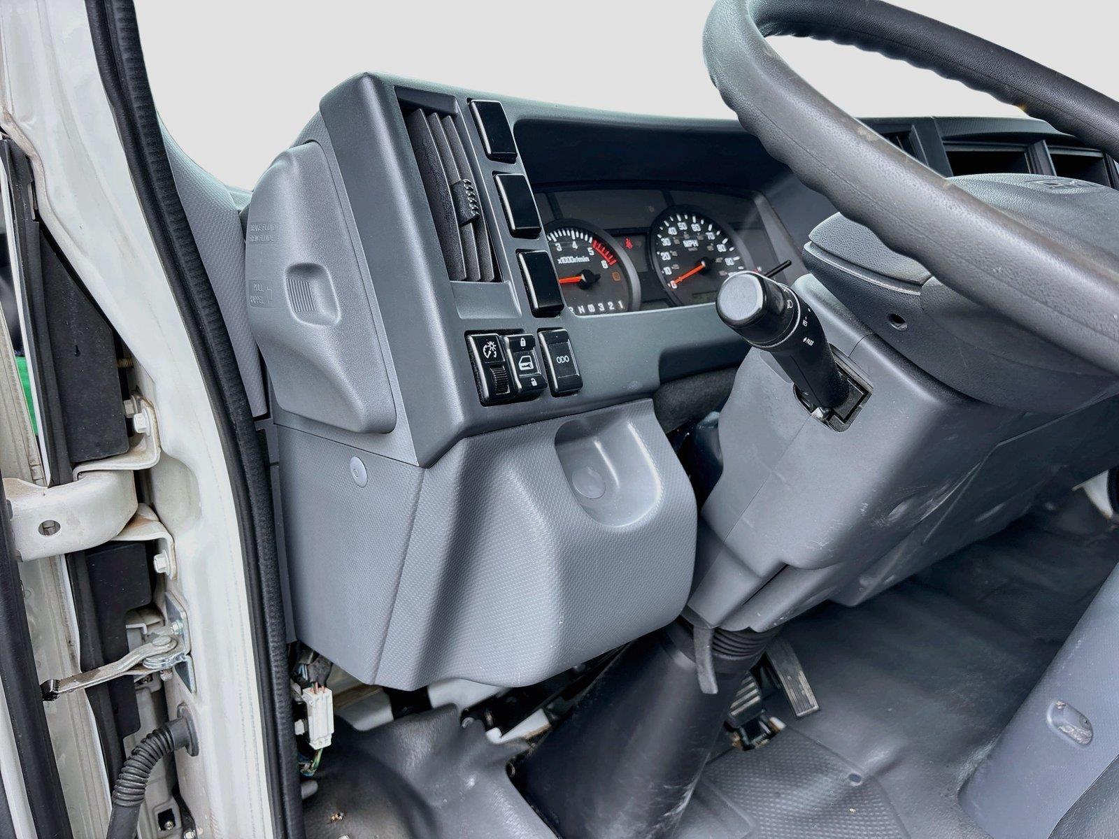 2022 ISUZU TRUCKS NRR