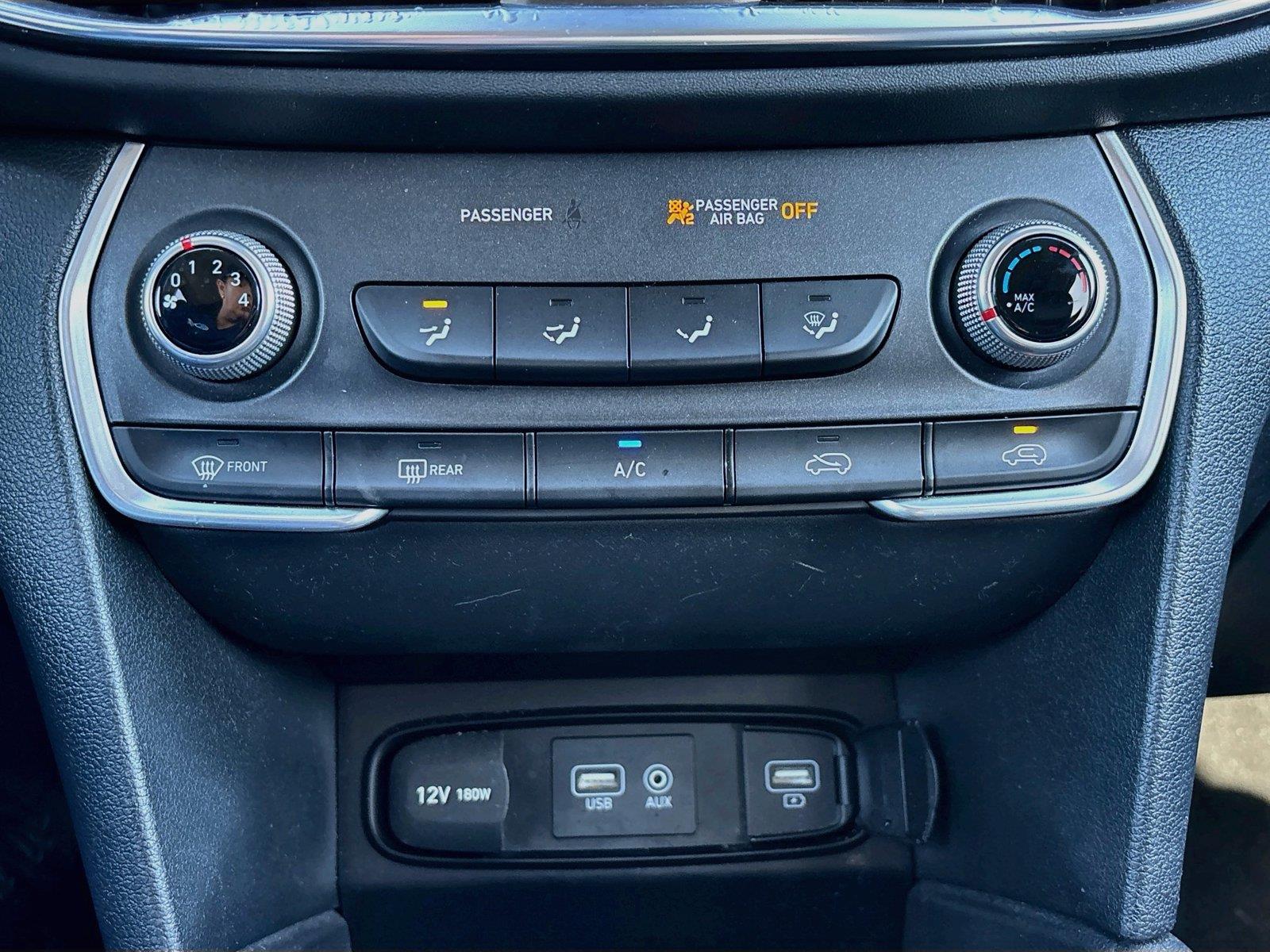 2020 Hyundai Santa Fe SE