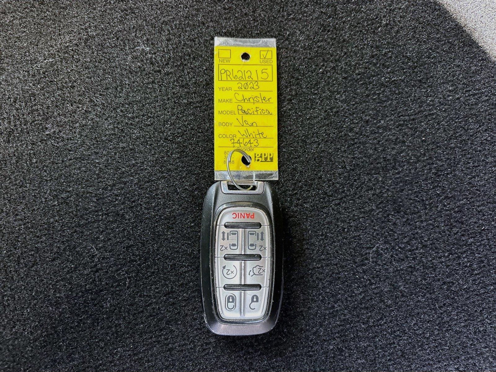 2023 Chrysler Pacifica Touring L