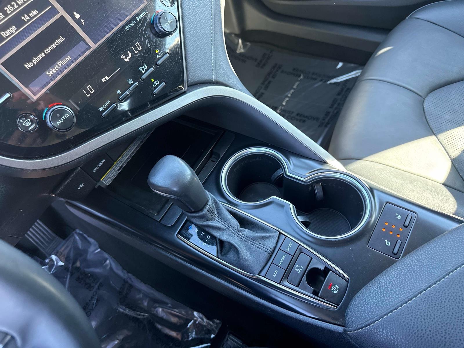 2020 TOYOTA CAMRY XSE