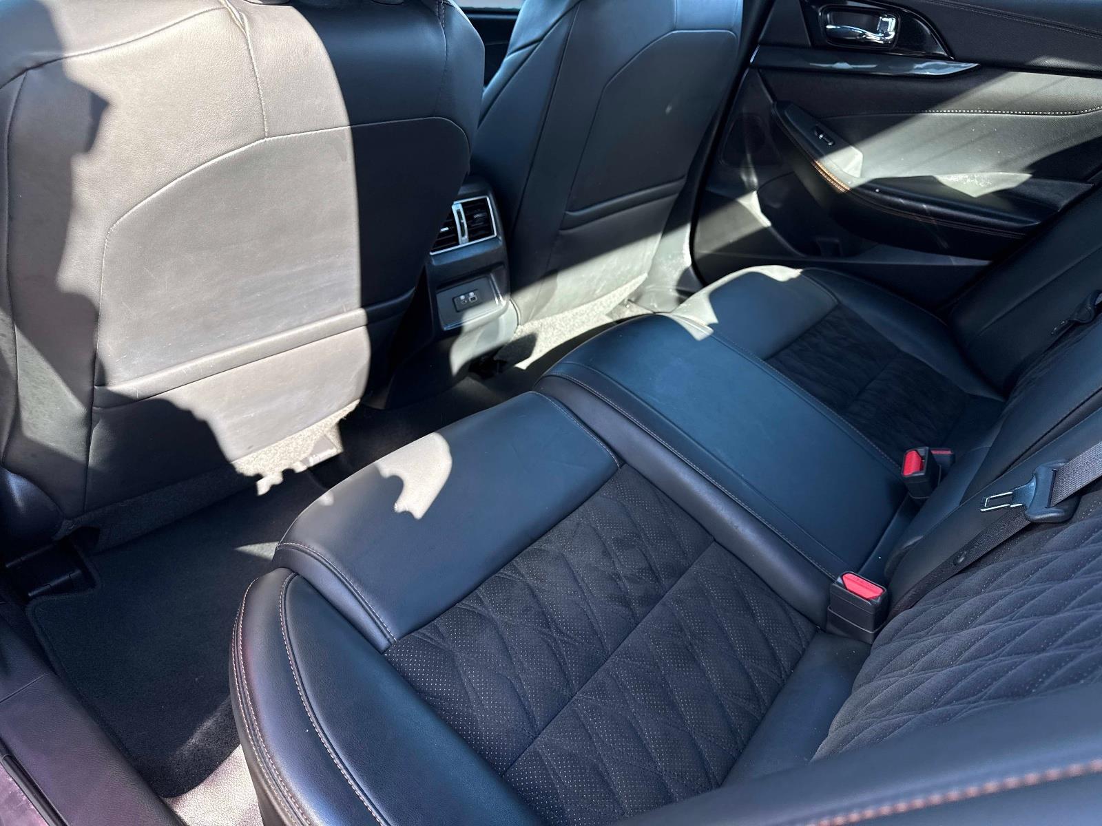 2020 Nissan Maxima SR