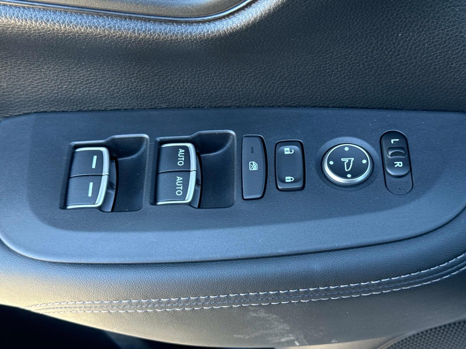 2023 Honda HR-V EX-L