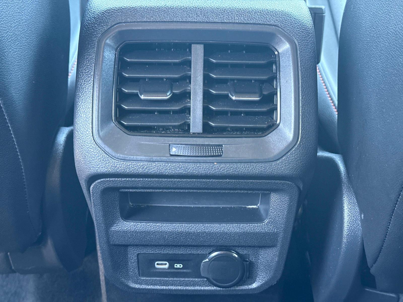 2024 Volkswagen Tiguan Wolfsburg Edition