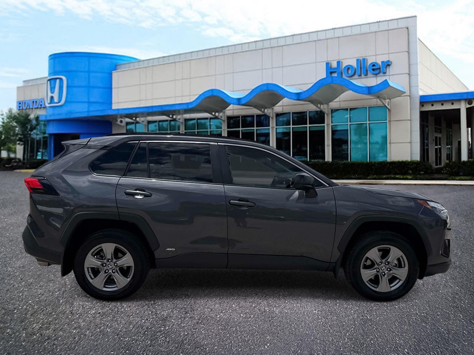 2024 Toyota RAV4 Hybrid LE