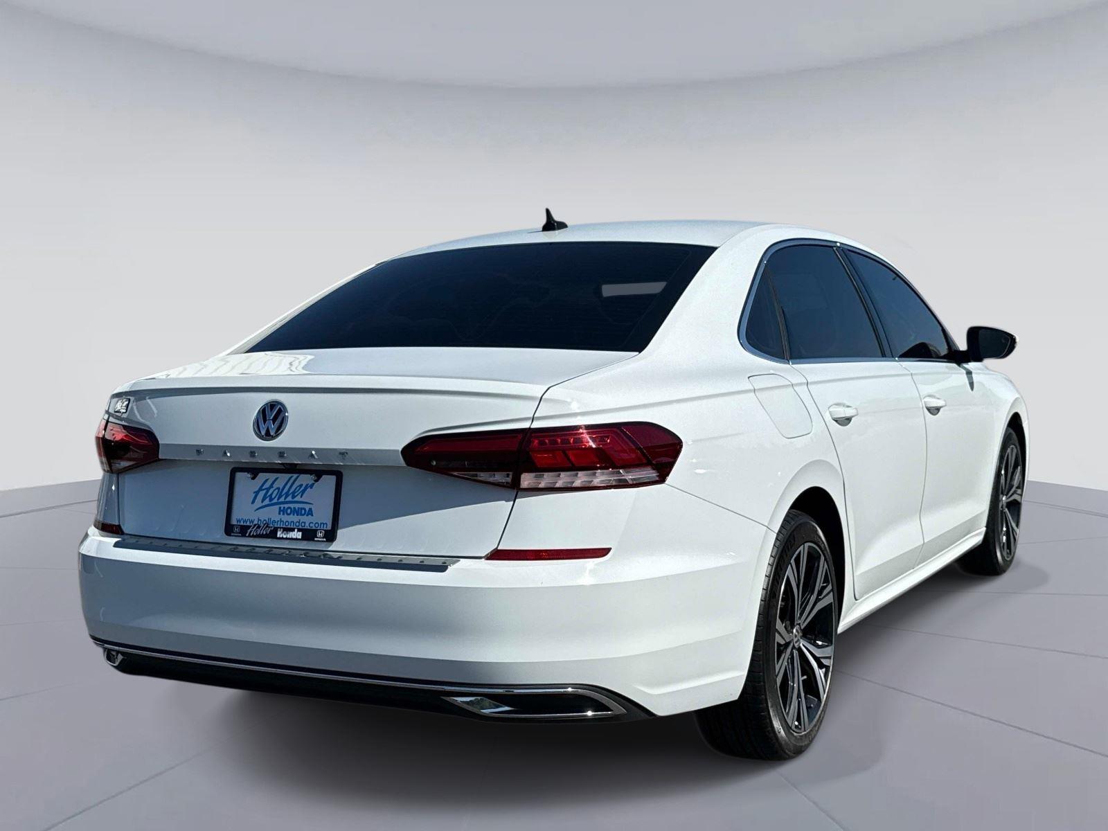2022 VOLKSWAGEN PASSAT