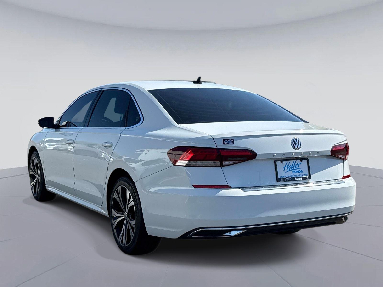 2022 VOLKSWAGEN PASSAT
