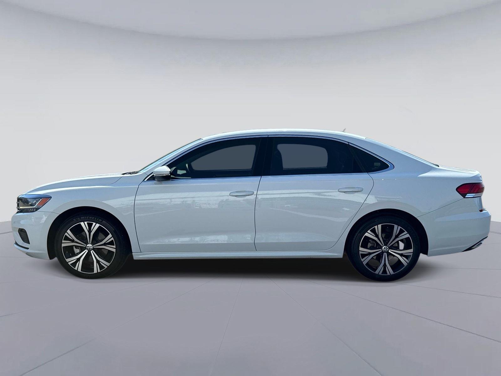 2022 VOLKSWAGEN PASSAT
