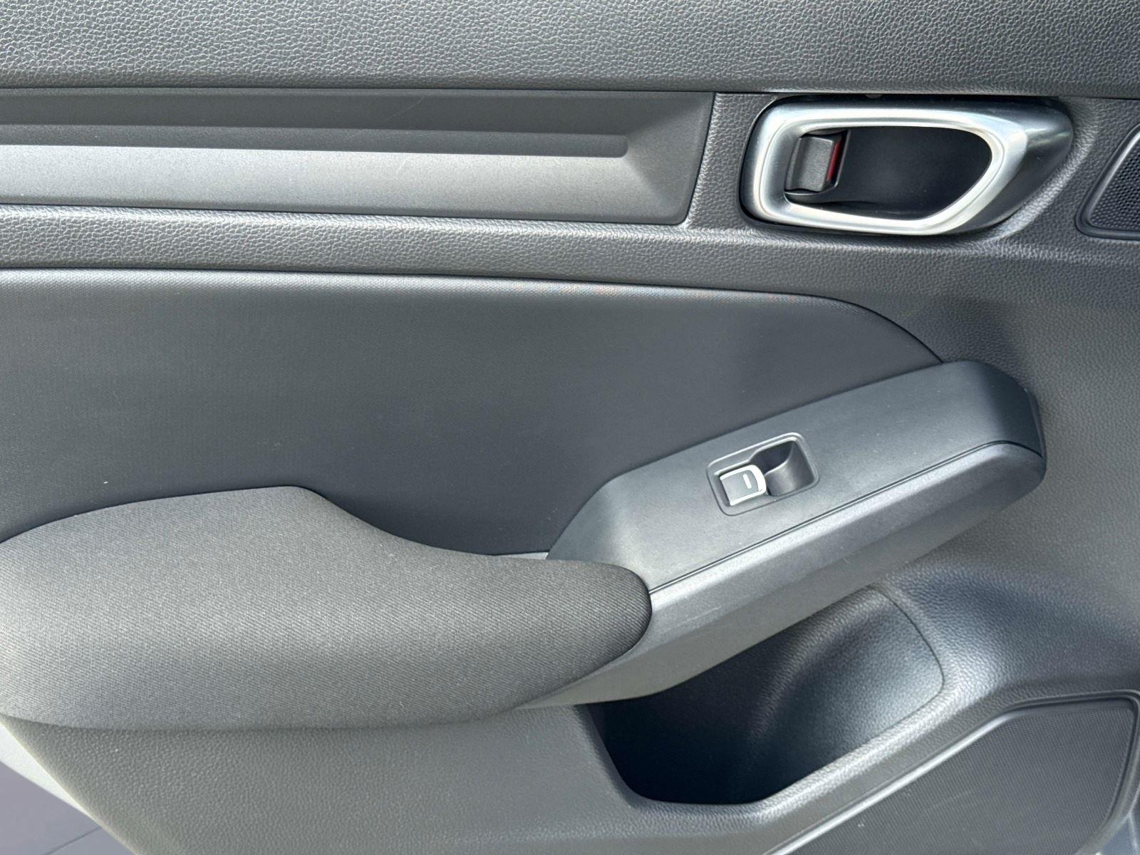 2024 Honda Civic Hatchback Sport - Photo 12
