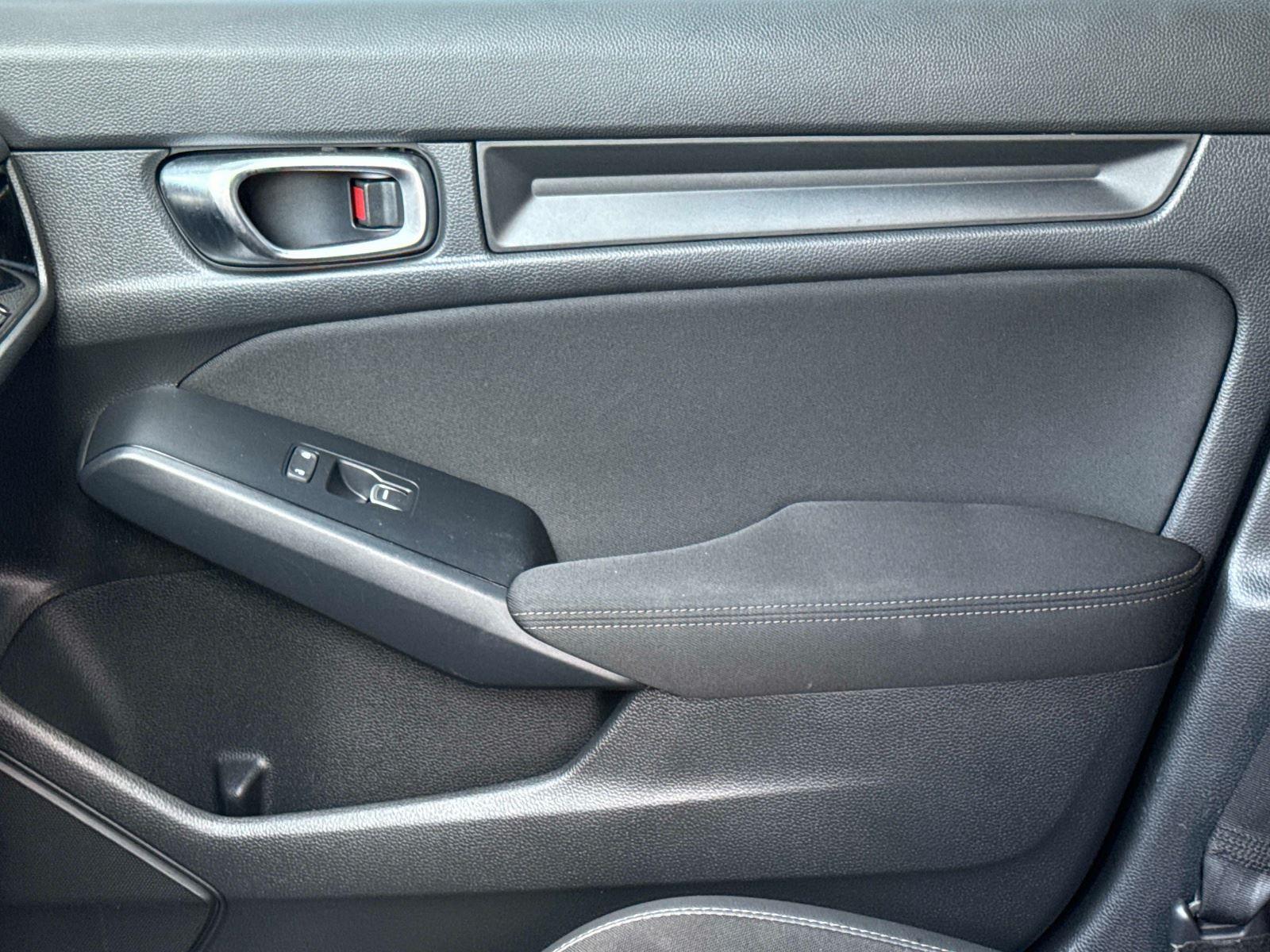 2024 Honda Civic Hatchback Sport - Photo 19