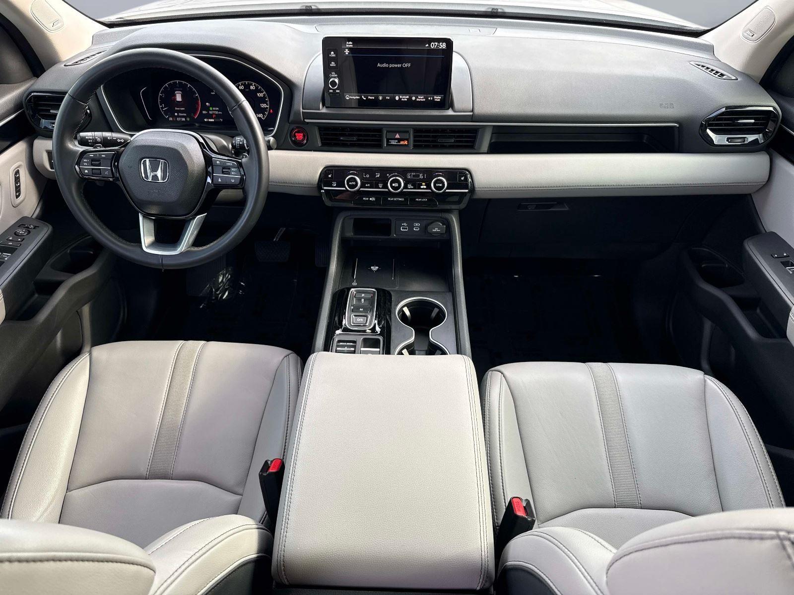 2024 Honda Pilot Touring