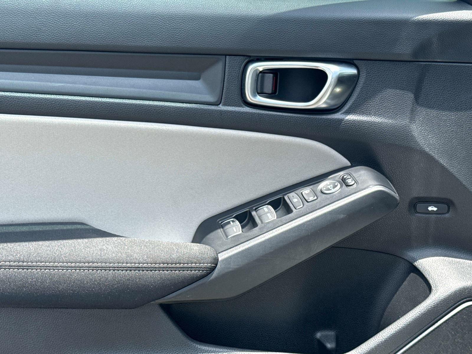 2024 HONDA CIVIC LX