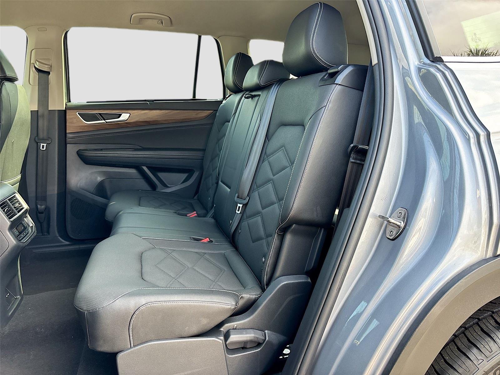2025 VOLKSWAGEN ATLAS SE