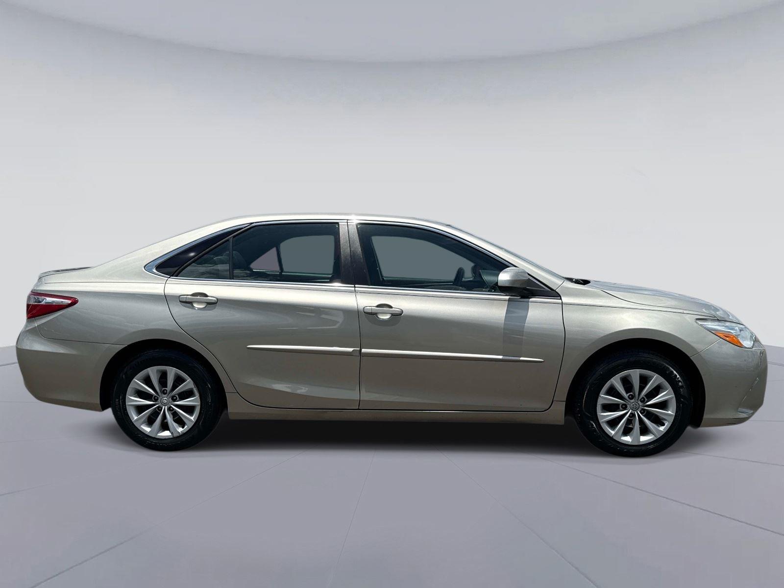 Used 2016 Toyota Camry LE with VIN 4T4BF1FK5GR546769 for sale in Sanford, FL
