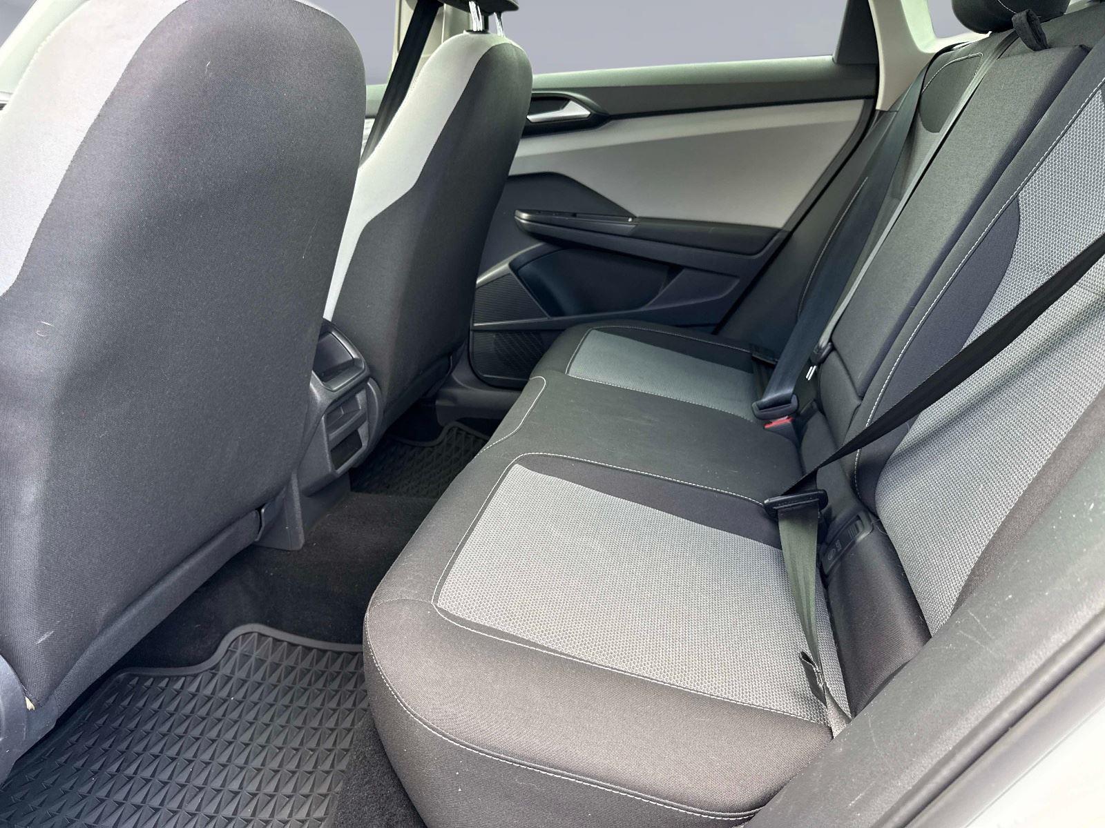 2022 Volkswagen Taos S