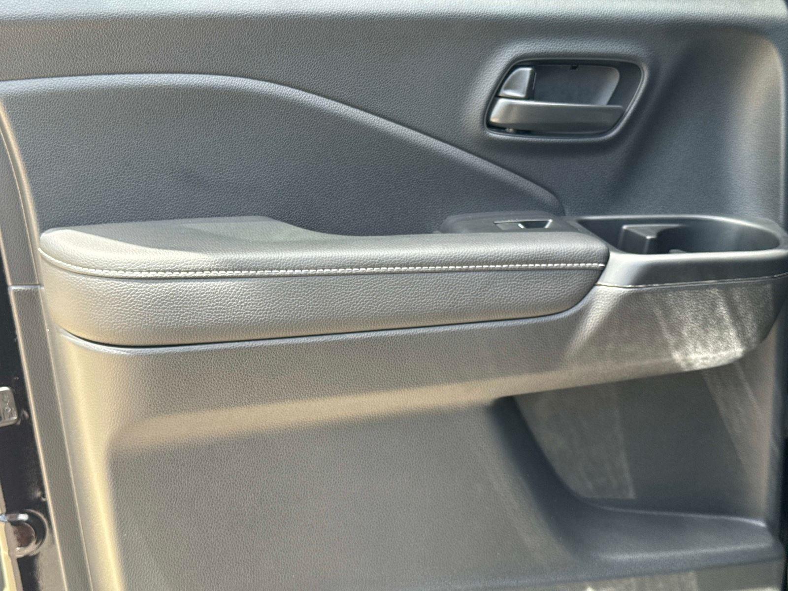 2025 Honda Ridgeline Sport - Photo 12