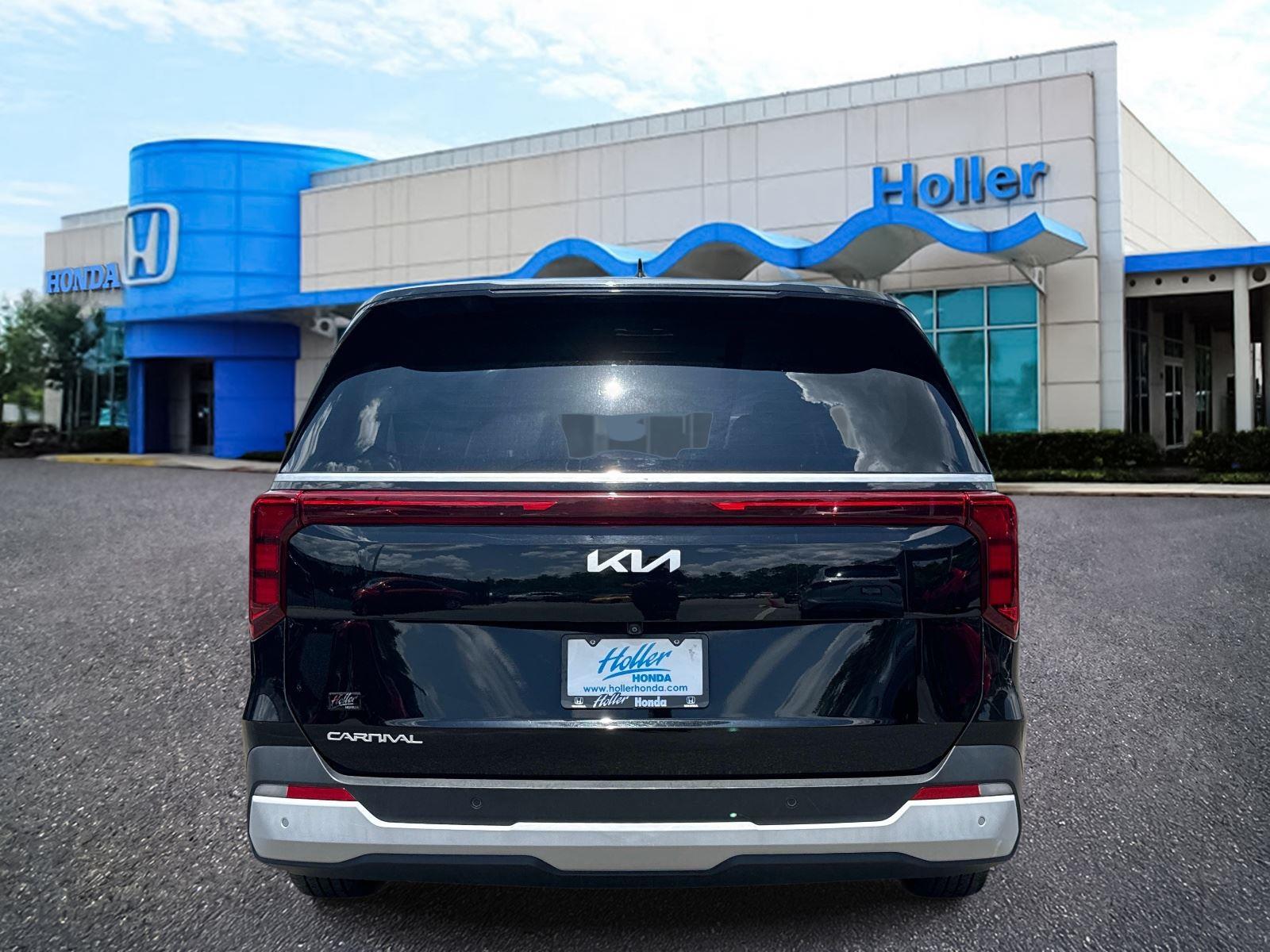2025 Kia Carnival LXS