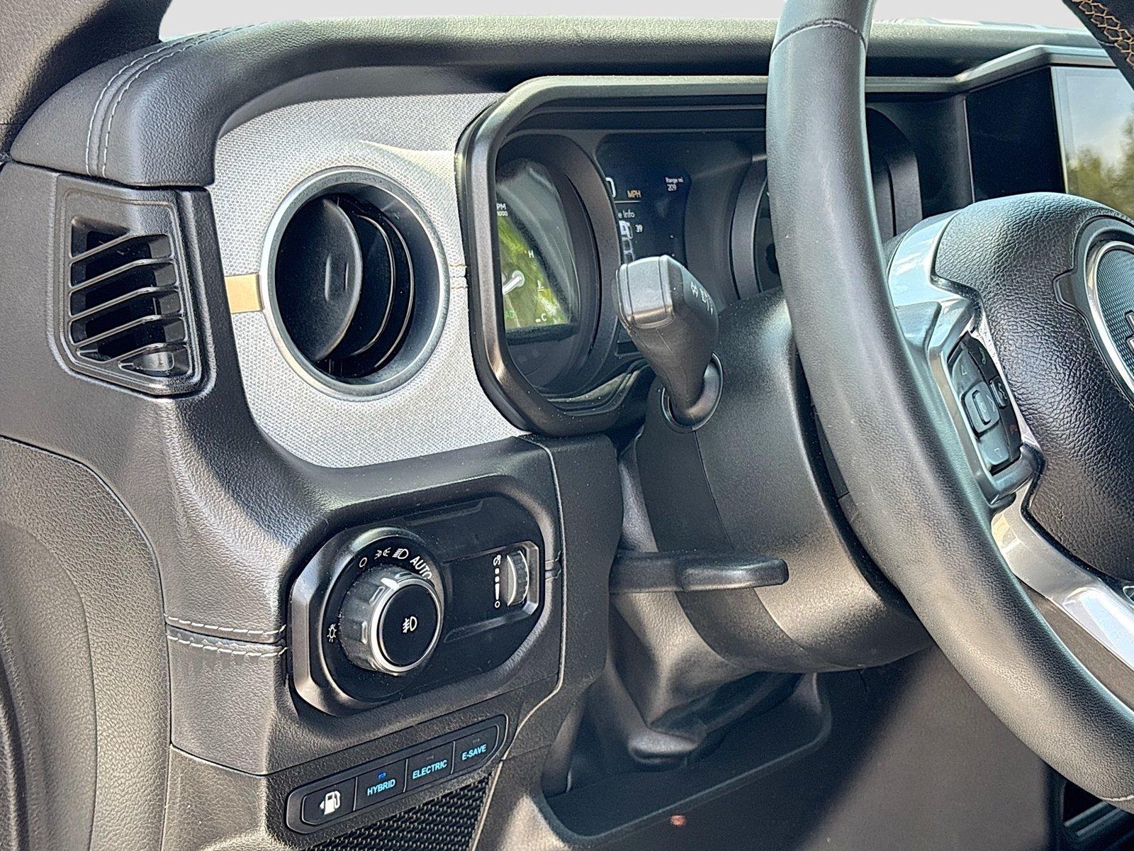 2024 Jeep Wrangler 4xe Sahara