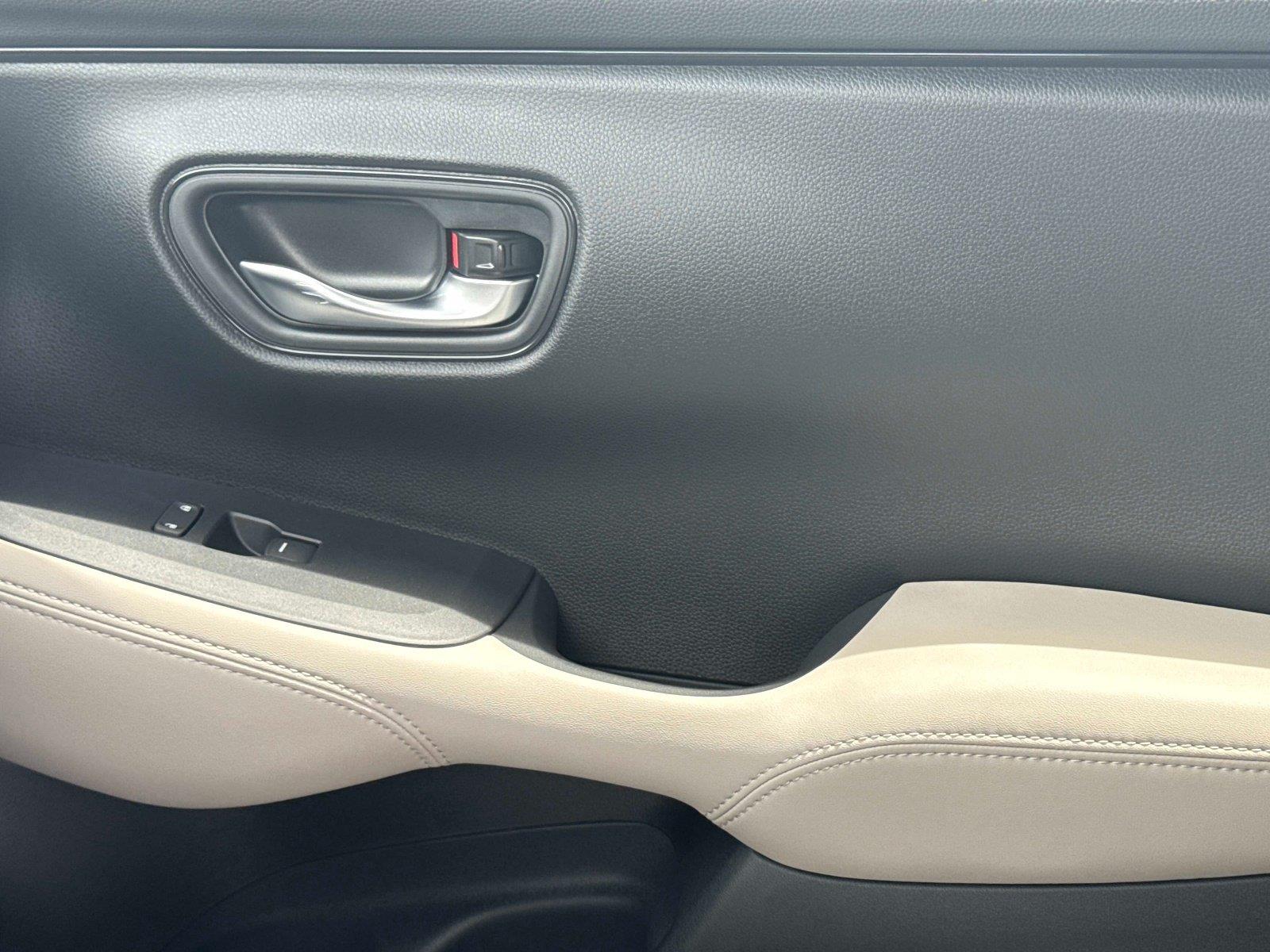 2027 Honda HR-V LX