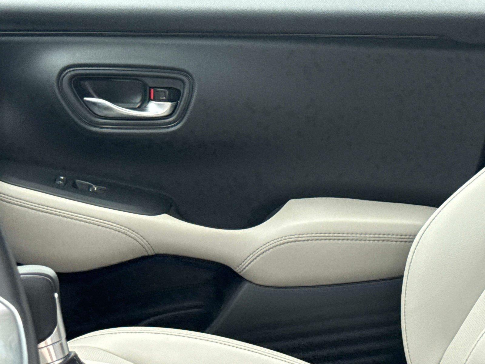 2027 HONDA HR-V EXL