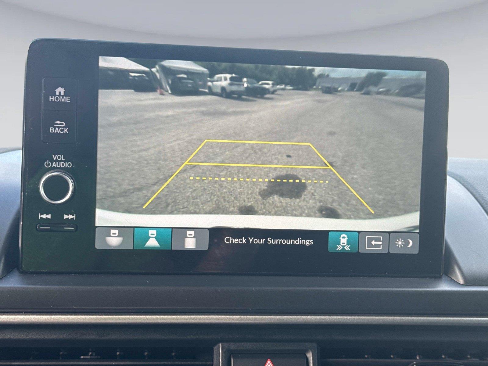 2024 Honda Pilot EX-L w/Rear Captain’s Chairs