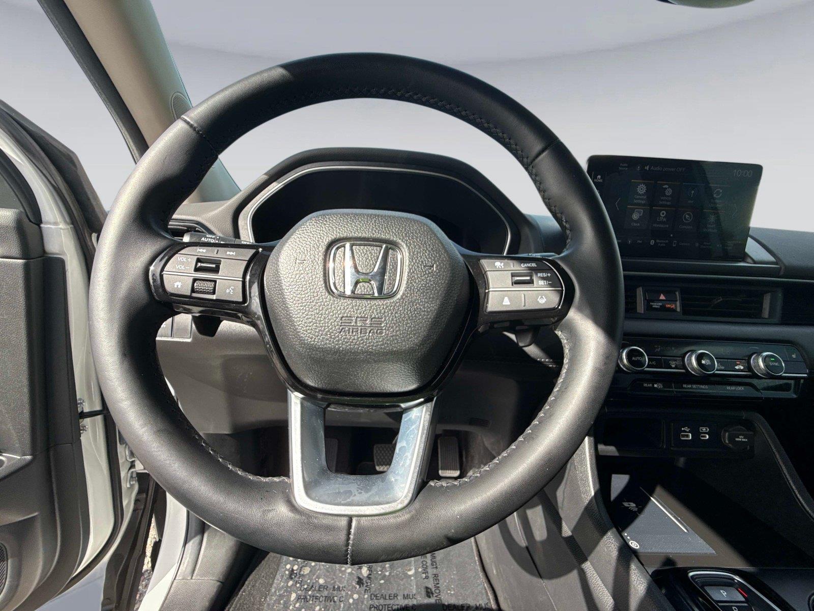 2024 Honda Pilot EX-L w/Rear Captain’s Chairs