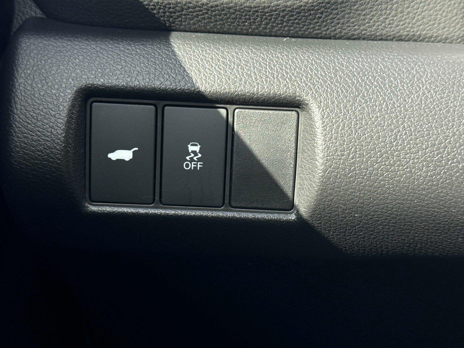 2024 Honda Pilot EX-L w/Rear Captain’s Chairs