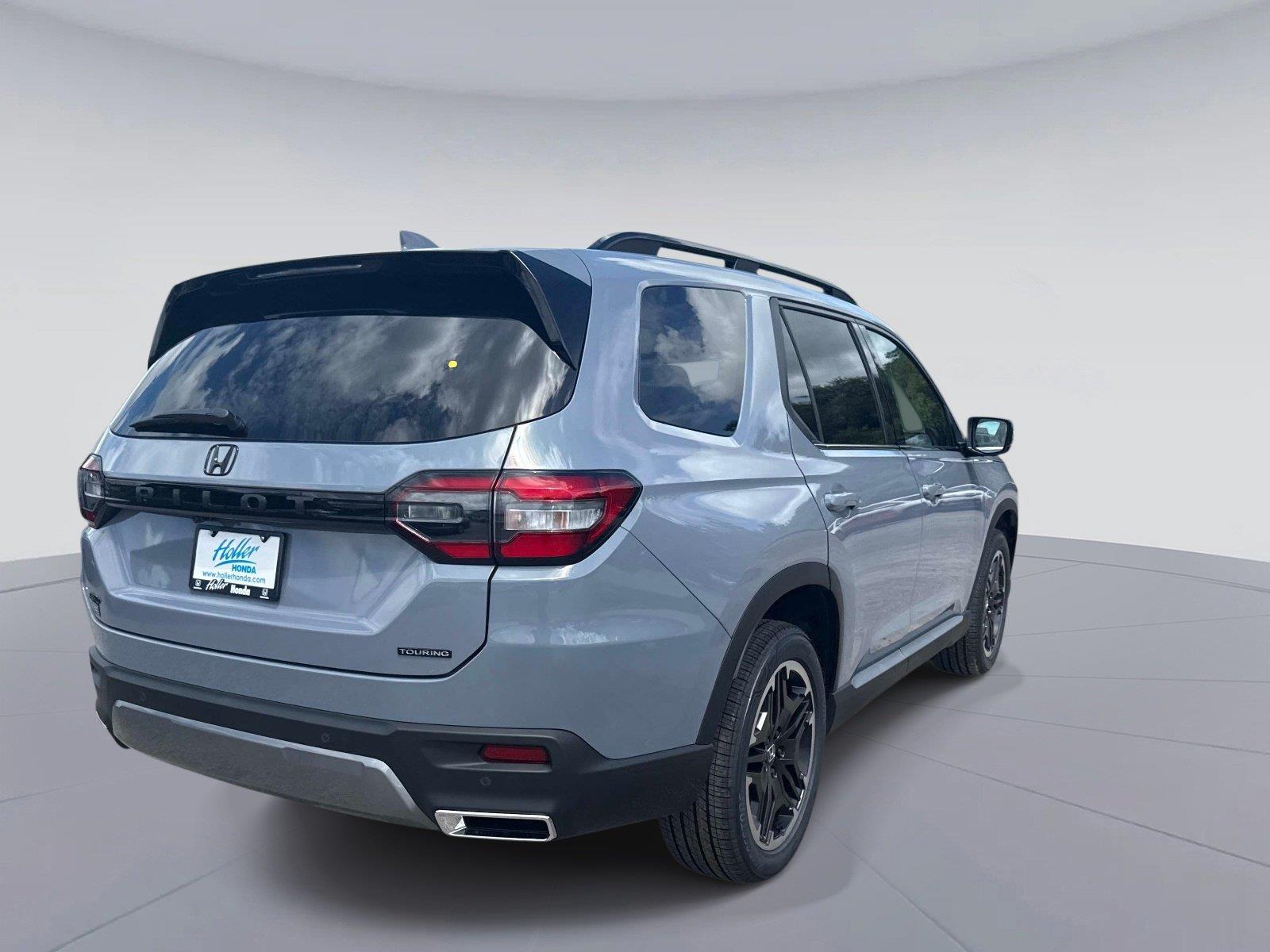 2026 Honda Pilot Touring Blackout