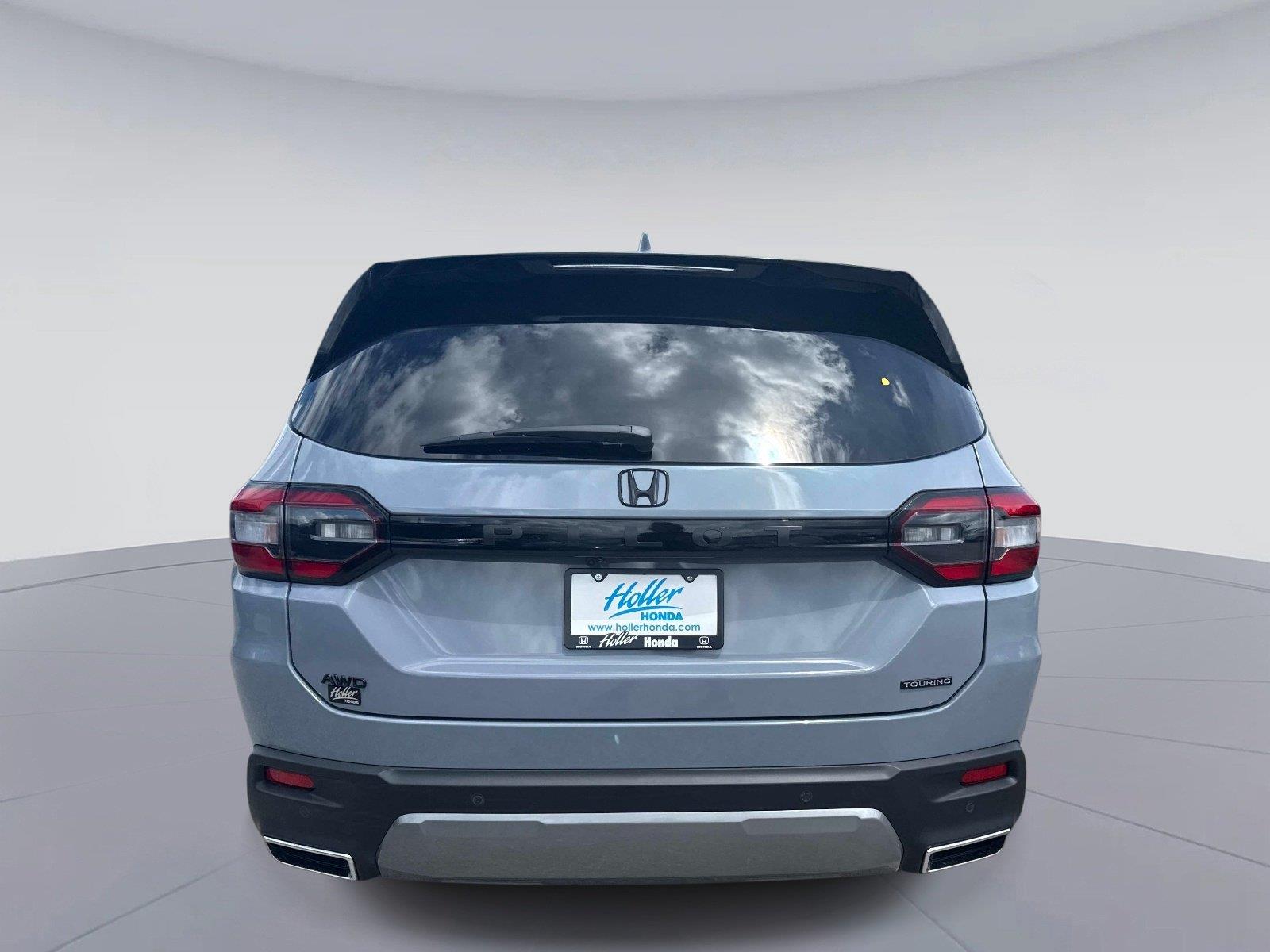 2026 Honda Pilot Touring Blackout